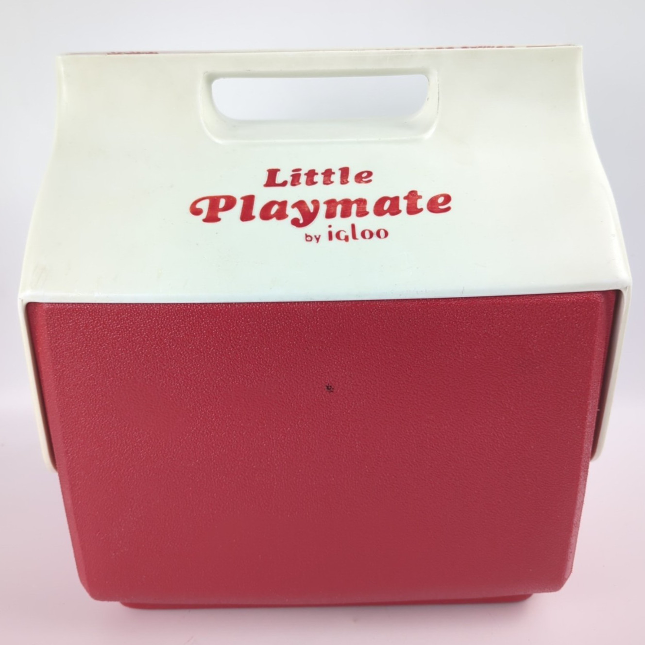 IGLOO Little Playmate Red White 7 Quart Vintage Personal Cooler USA Classic Lid