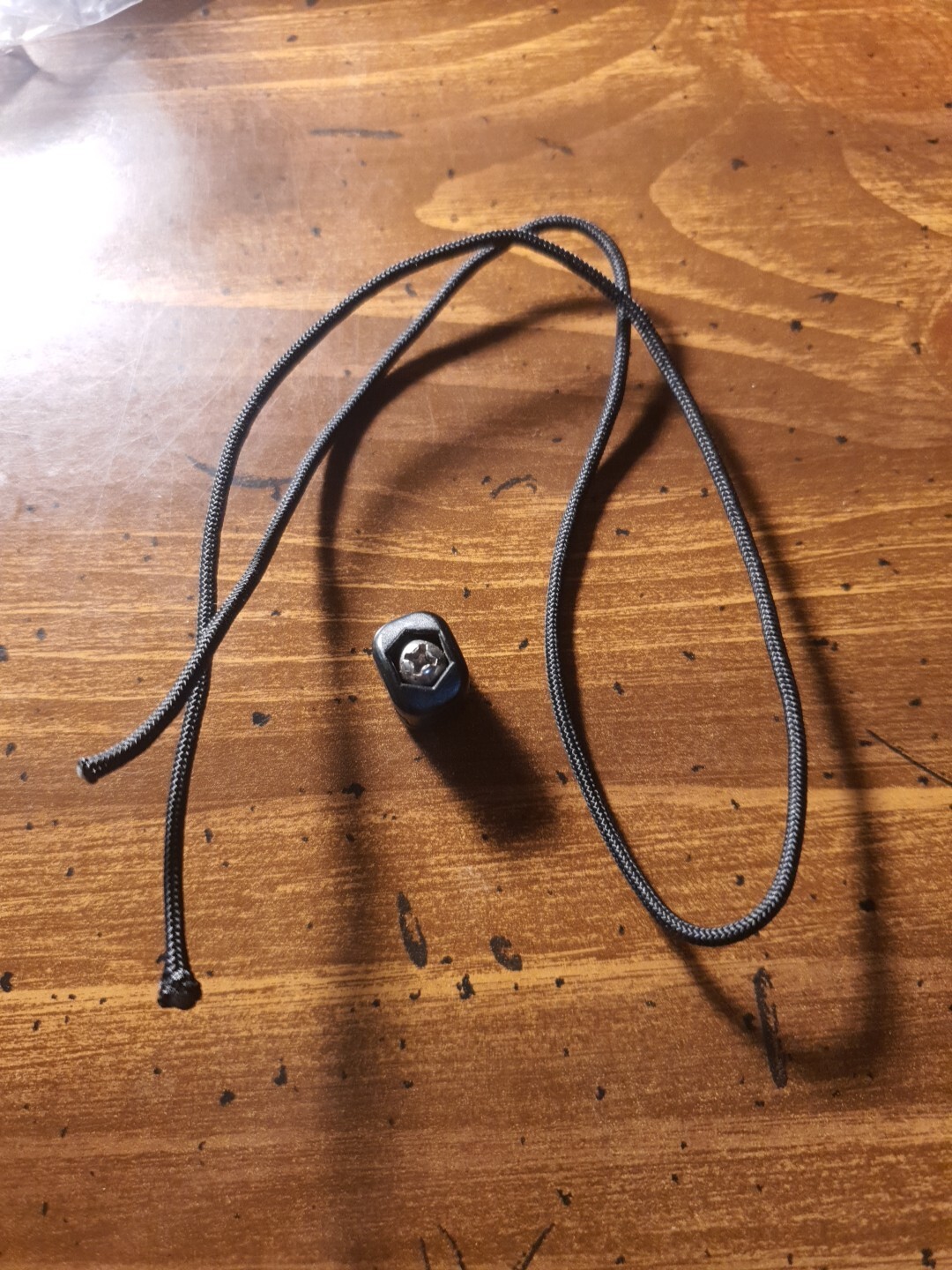 QAD CABLE CLAMP AND 1 FOOT OF D LOOP ARCHERY LOT