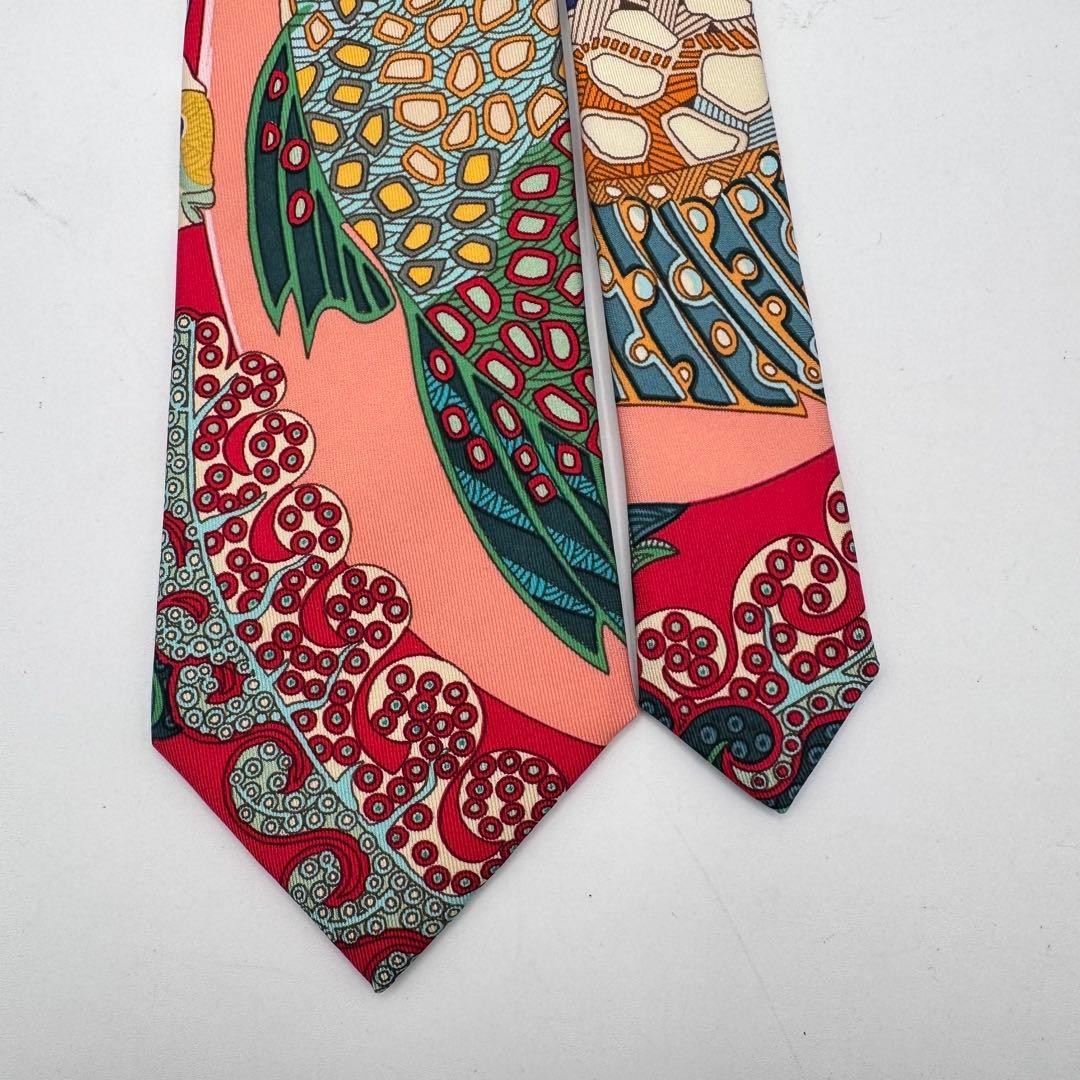 Hermes Silk Necktie Undersea Fish Coral Pattern Red Pink Excellent Condition