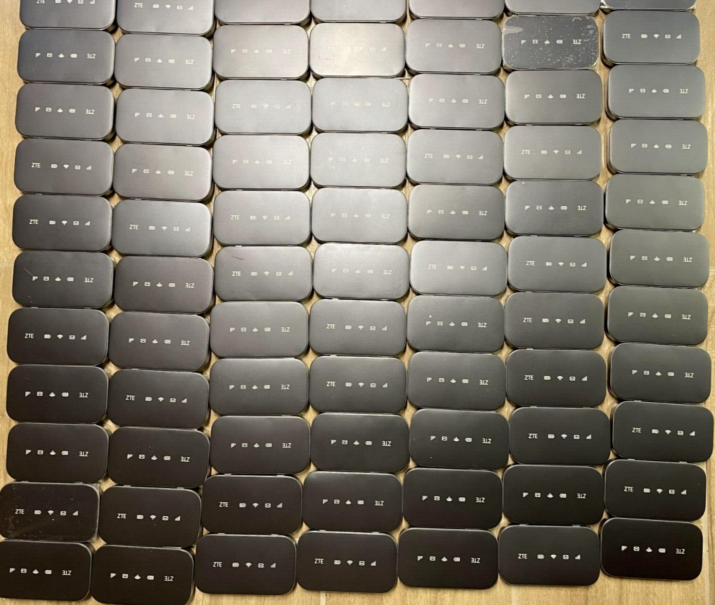 Defective Lot of 143 Z917 Falcon T-Mobile 4G LTE Hotspot Read description
