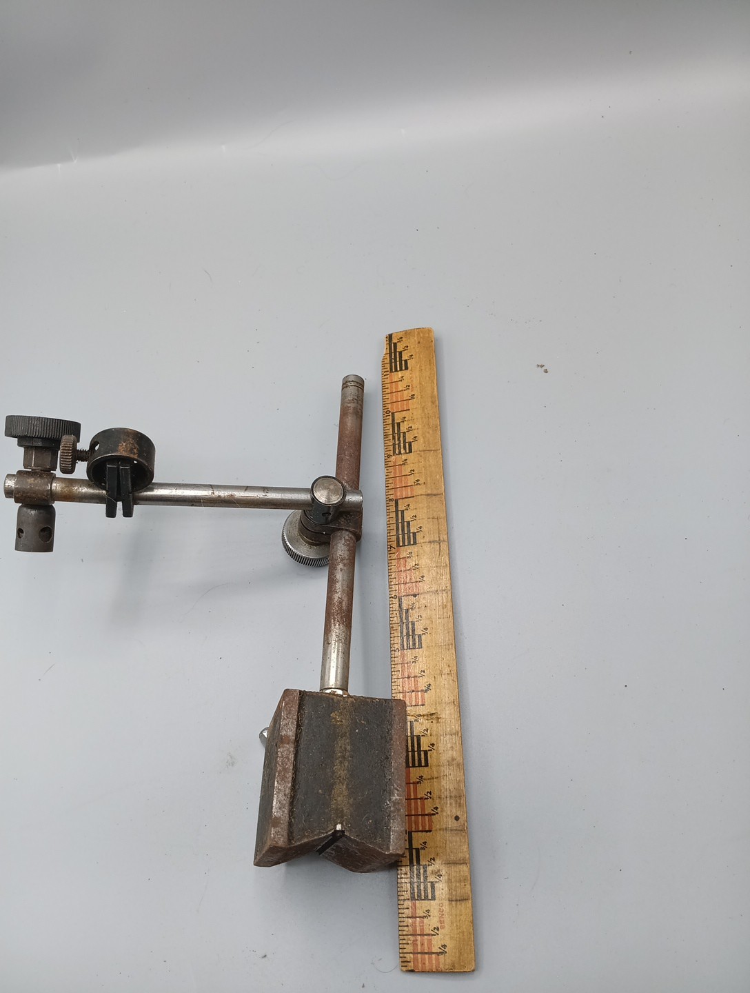 Used Enco Magnetic Indicator Holder.
