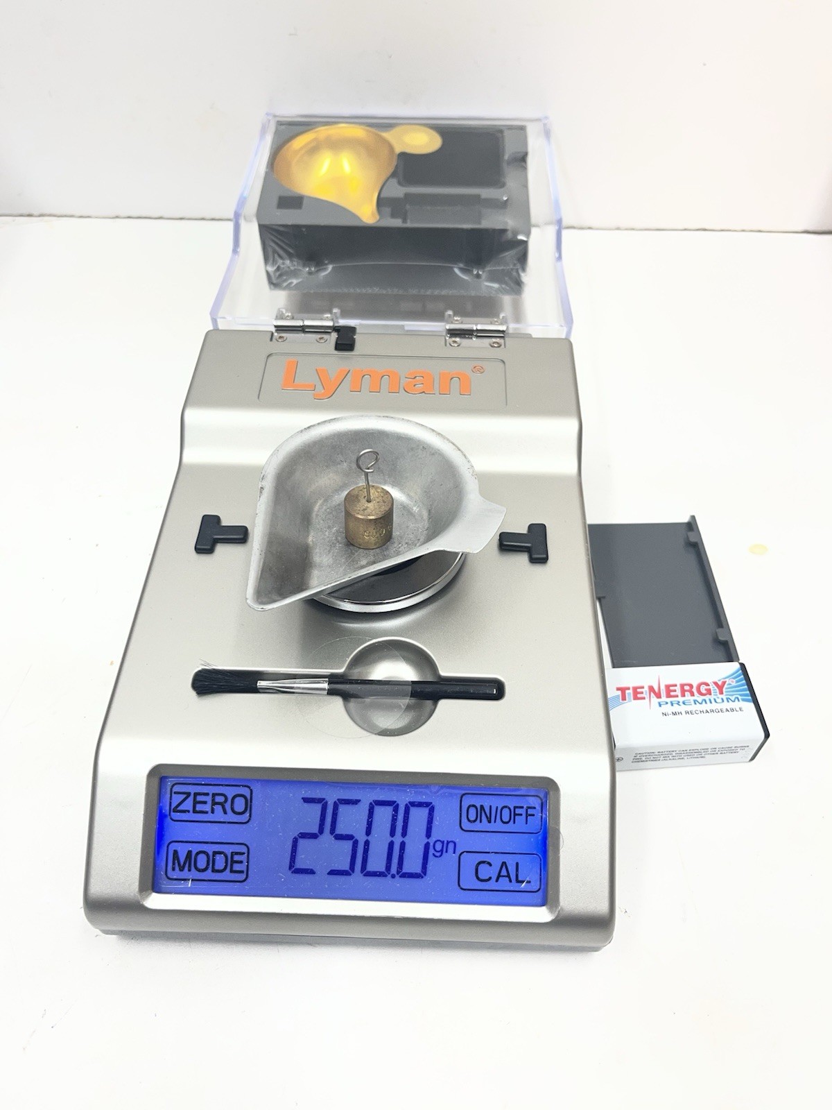 Lyman Accu-Touch 2000 Electronic Reloading Scale Touch Screen Controls - 7751558