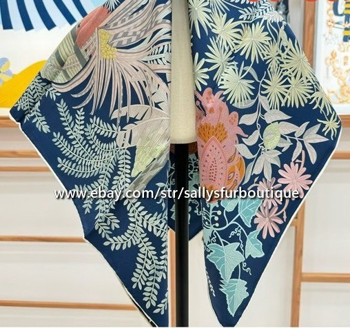 Sallys Boutique 18 Momme Twill Silk Wrap Scarf Trees Print 2 Face Shawl 35"