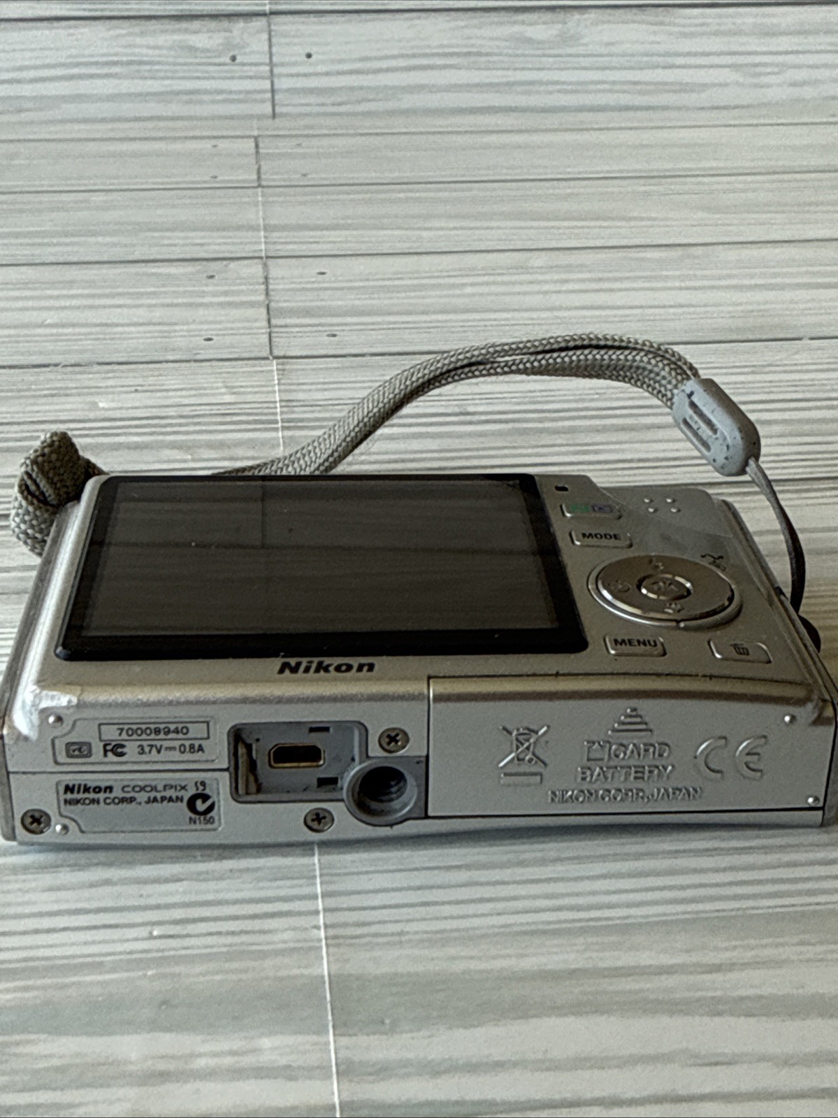 Nikon COOLPIX S9 6.1MP Digital Camera - Silver