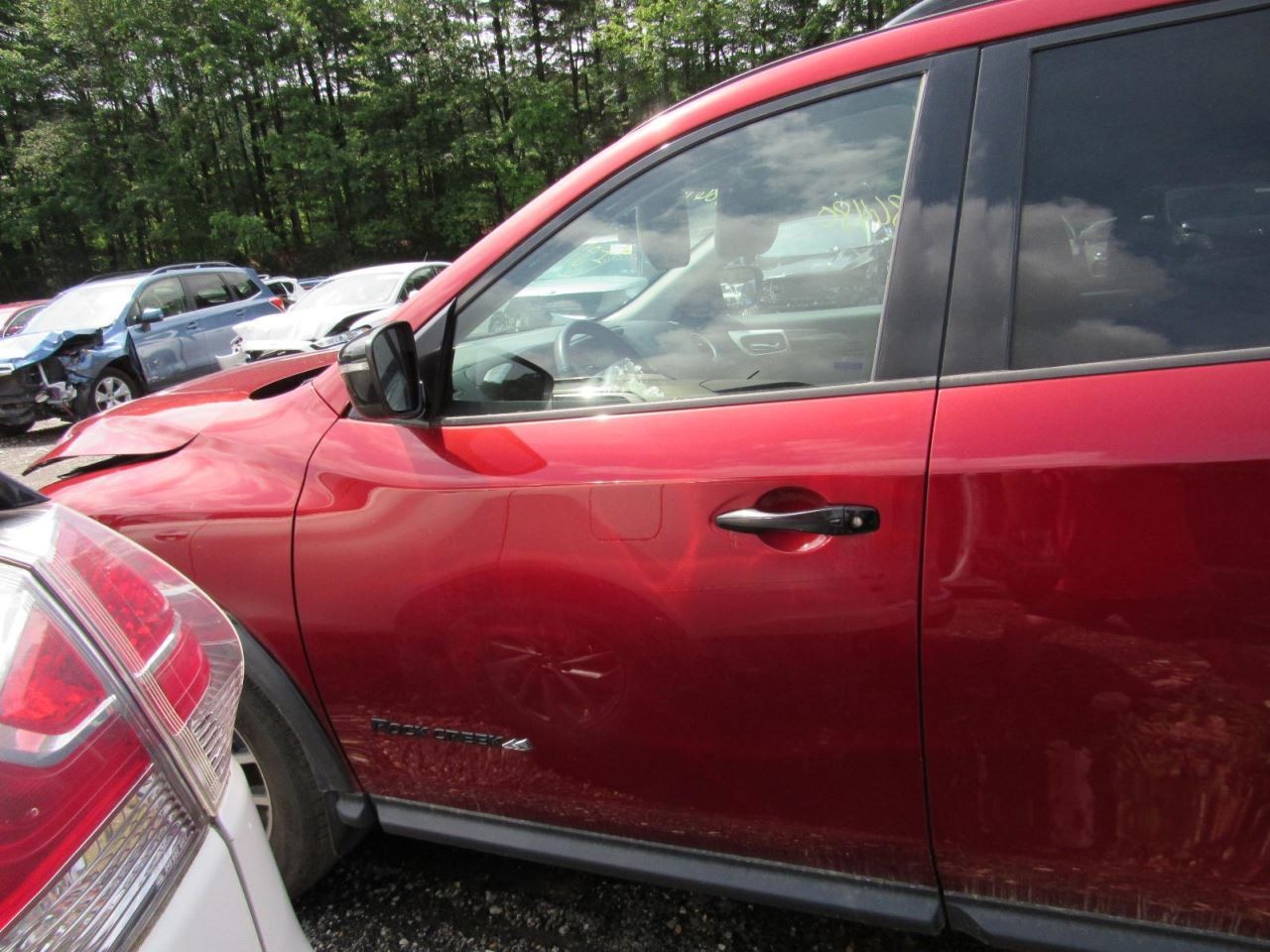 PATHFINDR 2019 Glove Box 1057072
