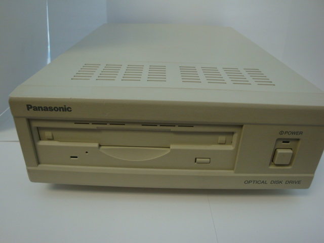 Plasmon Reflections RF-7030E External  Multi Function Drive