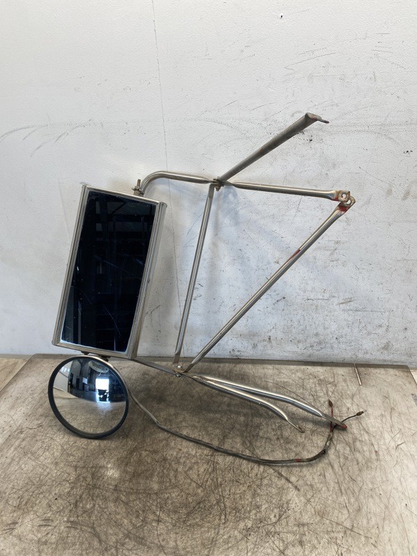 2000 Kenworth T800 Mirror (613-15268)