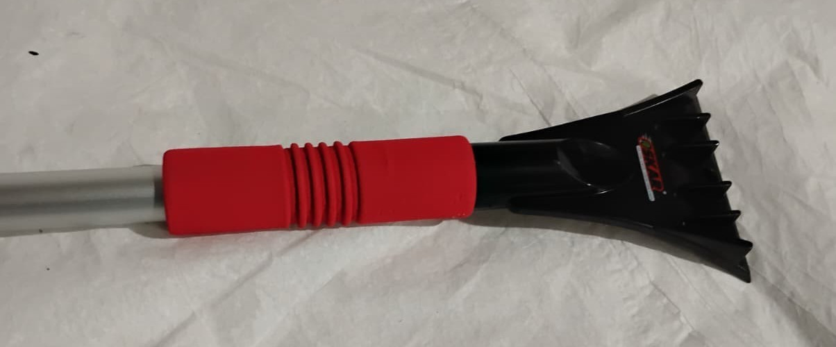 Extendable Snow Brush and Ice Scraper with Red Grip Foam Handle Oskar