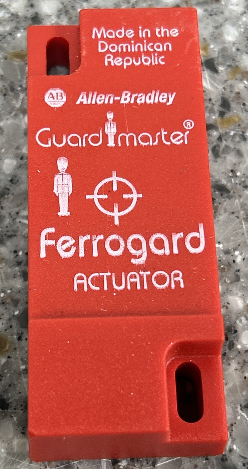Allen-Bradley Guardmaster Ferrogard Actuator 440N-A02005 NOS