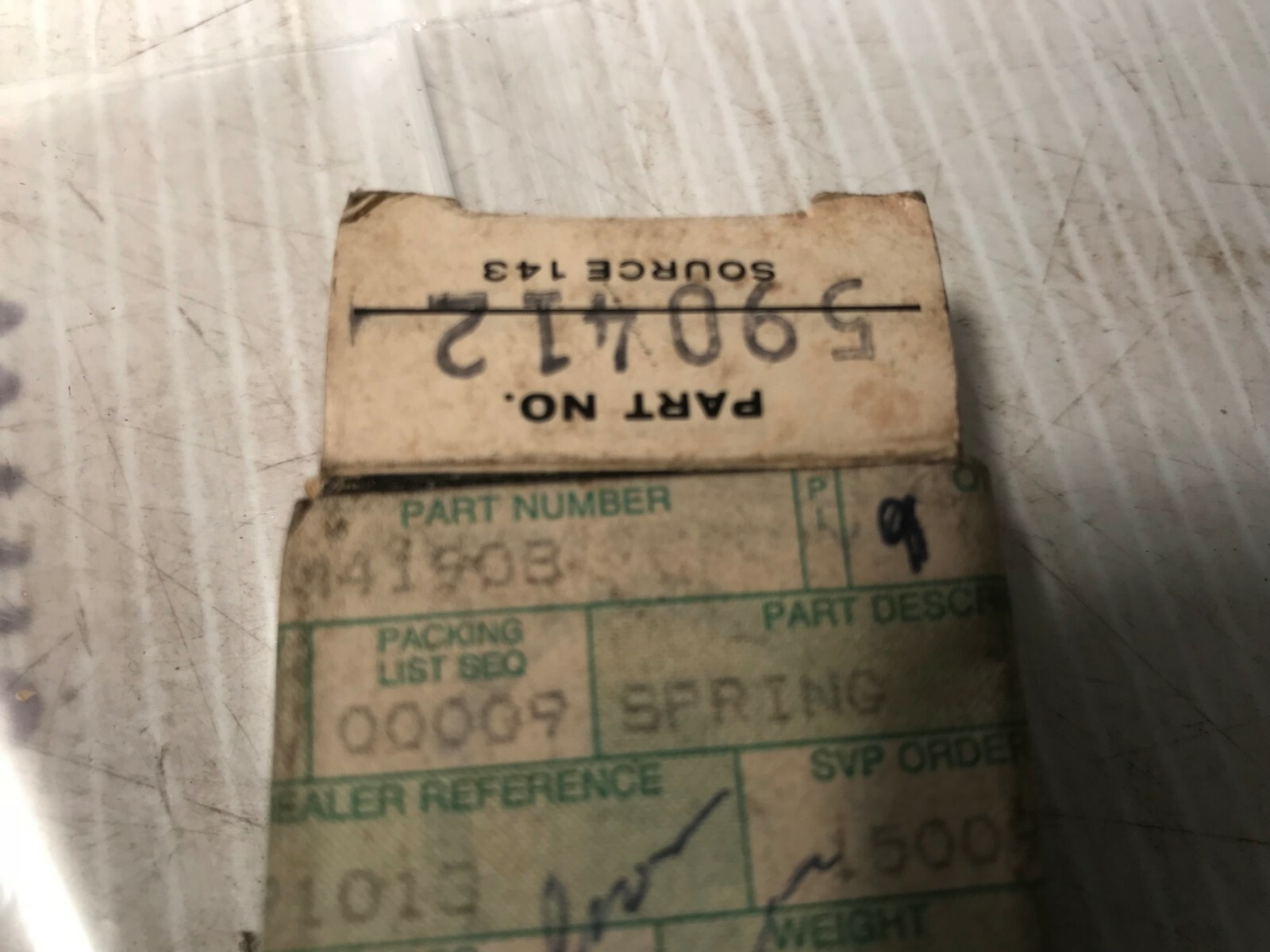 M41908 John Deere SPRING 590412 Tecumseh
