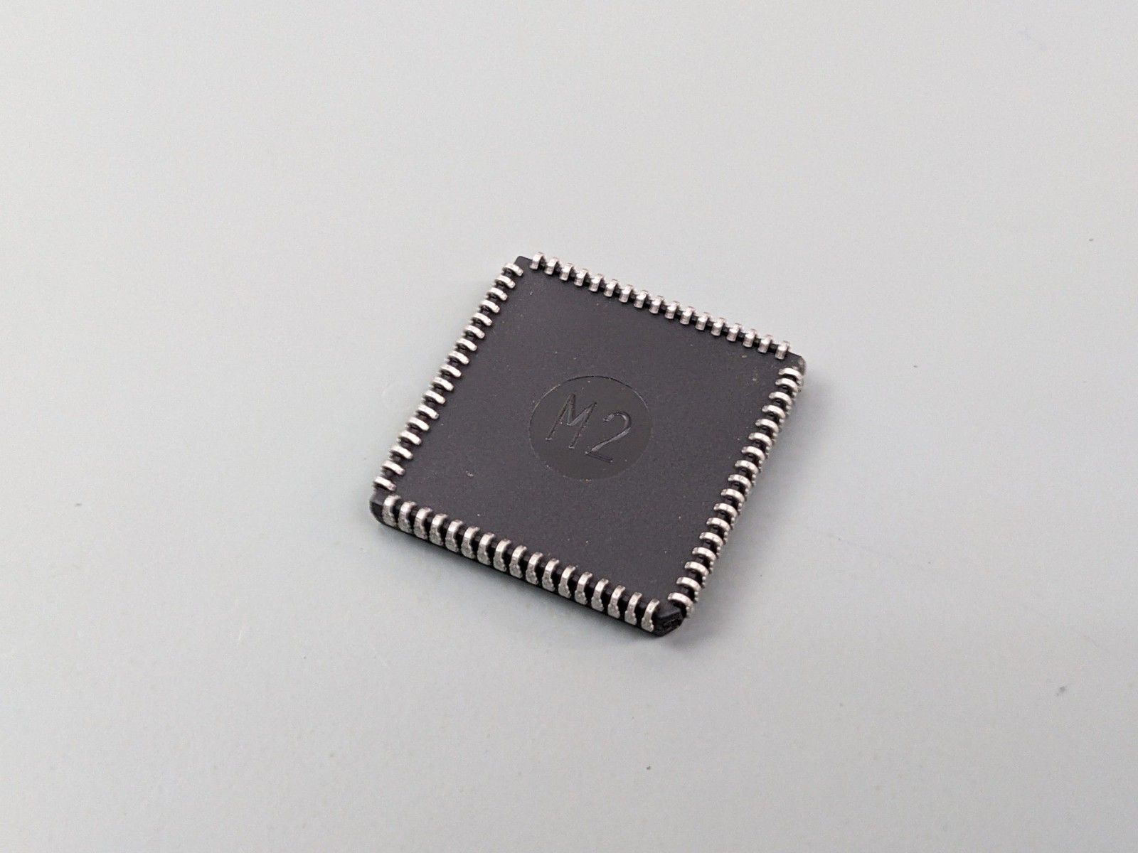 Chips P82A203 12.5 MHz PC/AT Chipset IC, PLCC, Good