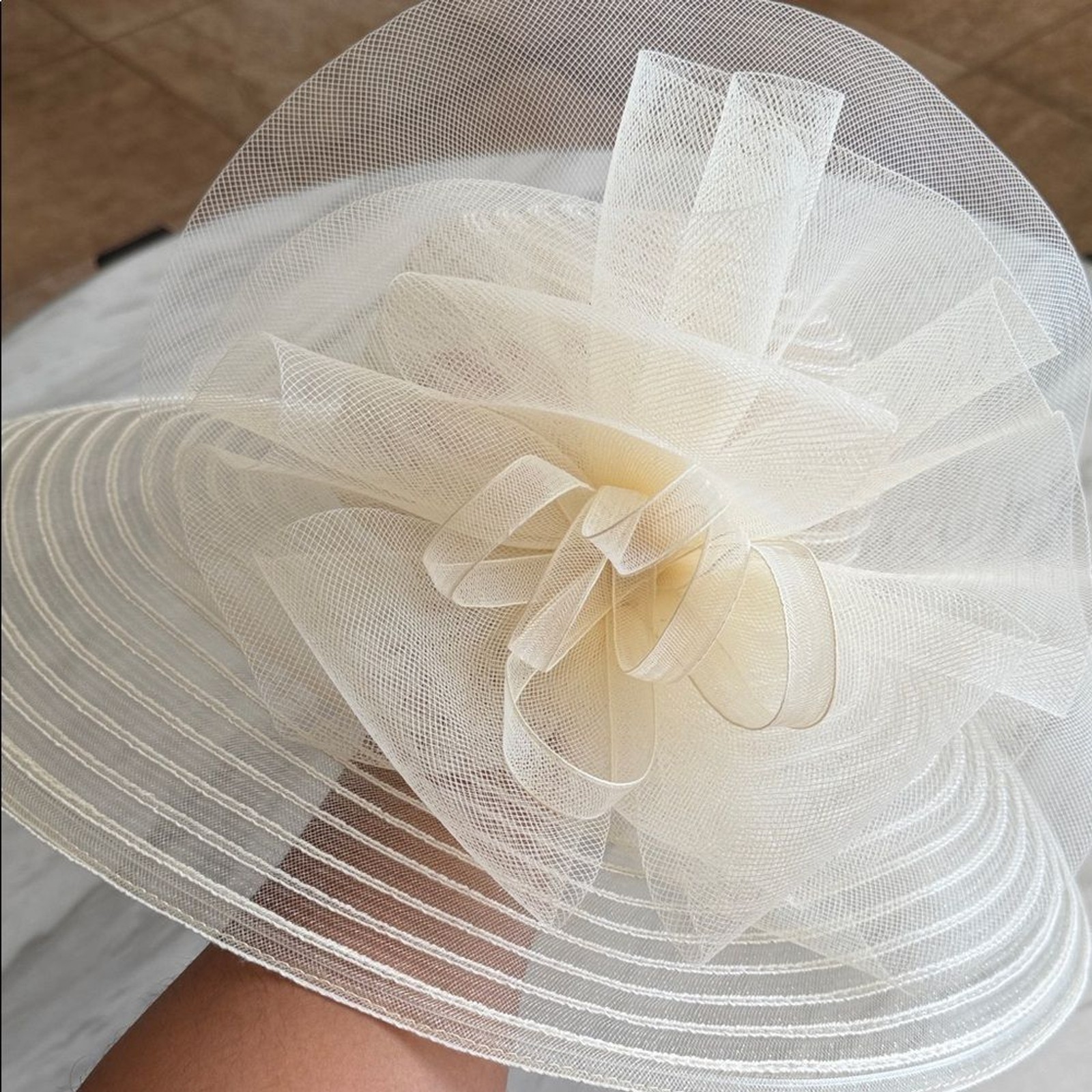 Bellisima Elegant Cream Derby Sun Hat with Bow Adjustable NWT