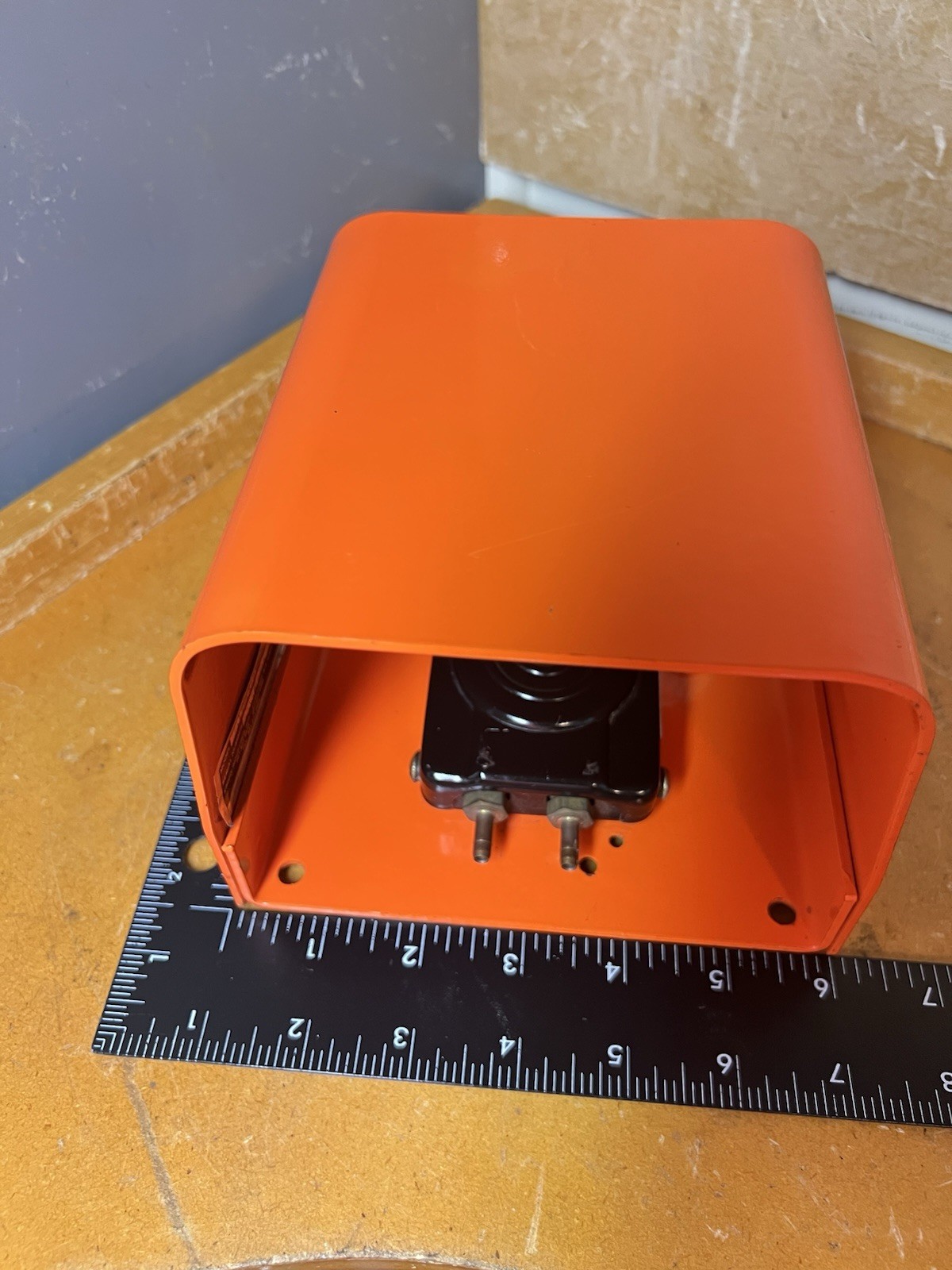 CROHN Foot Pedal Dispenser ~