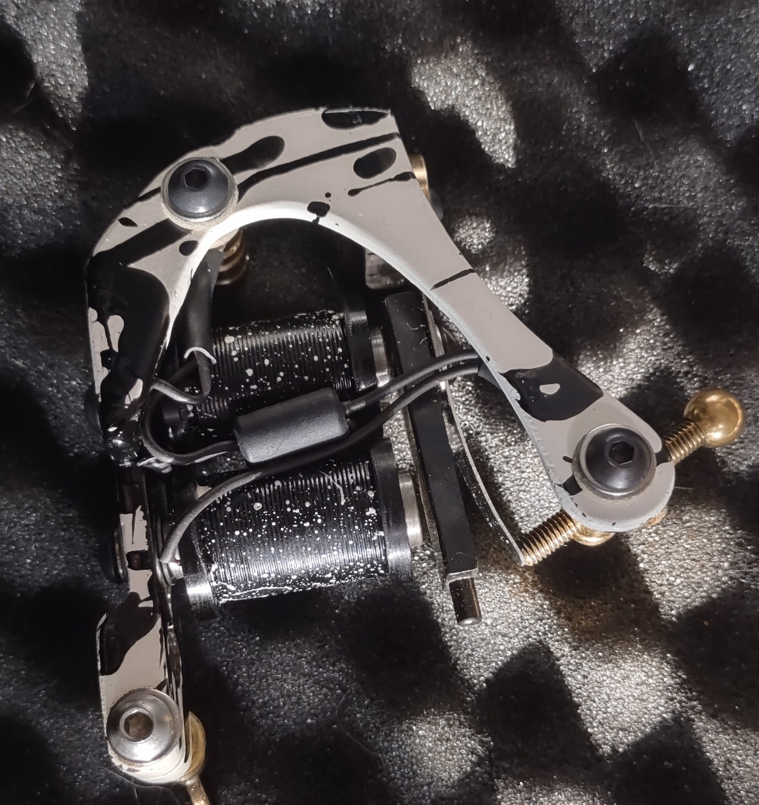 Australian House Of Pain Kustoms B/W Splatter Liner Coil Tattoo  Machine 8/32