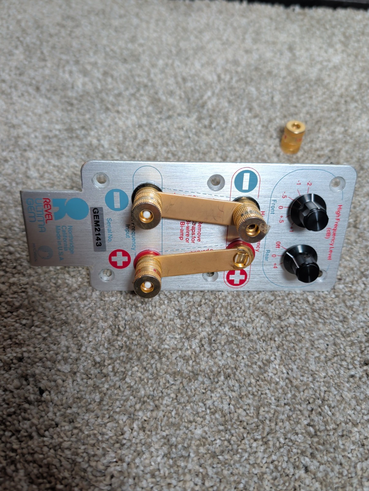 Revel Ultima Gem binding posts terminals frequency knobs and gold plated biamp