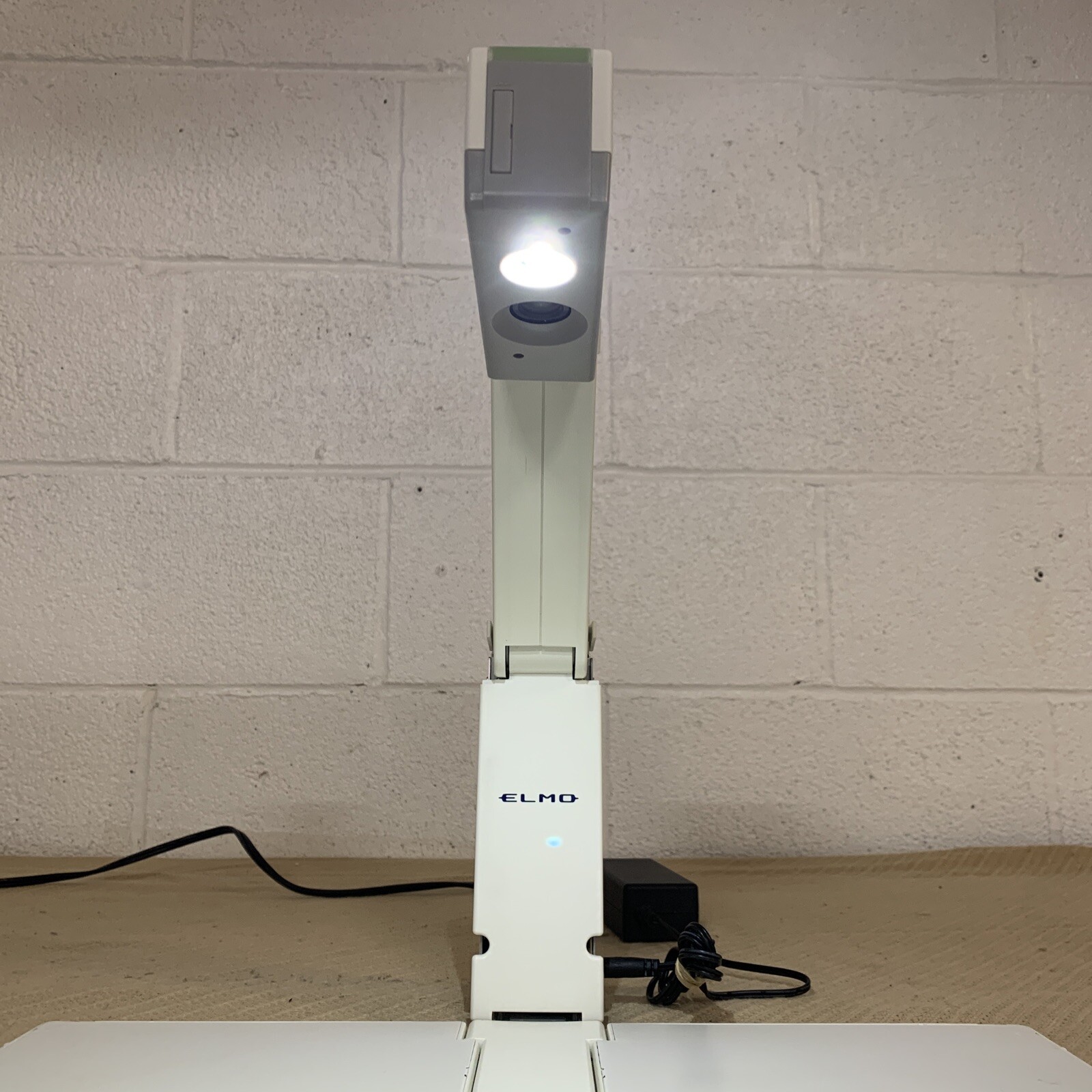 ELMO Projector-HV-110u - Camera/Visual Presenter ***PLEASE READ DESCRIPTION***