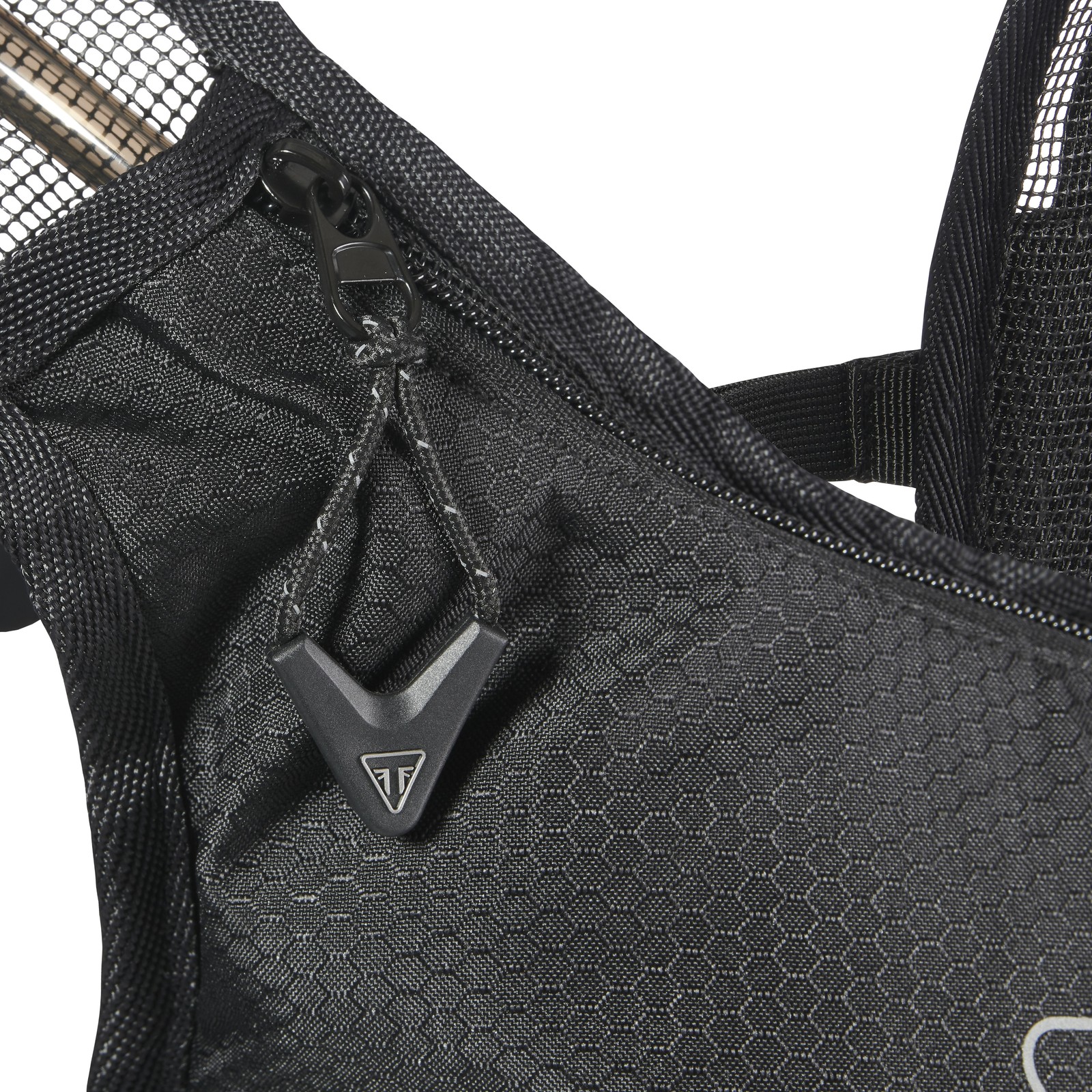 Triumph Motorcycles MLUA24003 - 2L Hydro Backpack Hydration Pack Black
