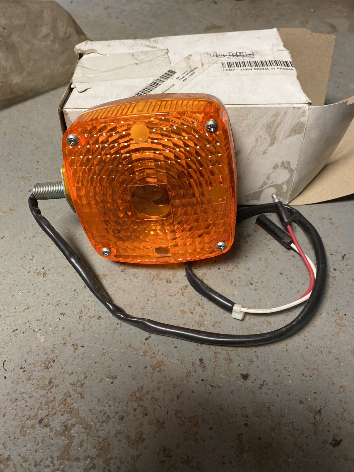 TruckLite Lamp Turn Signal K2564312 (Formerly 34-001-019)