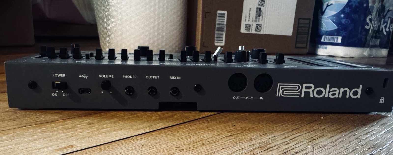 Roland SH-01A Synthesizer - Monosynth - Excellent Condition