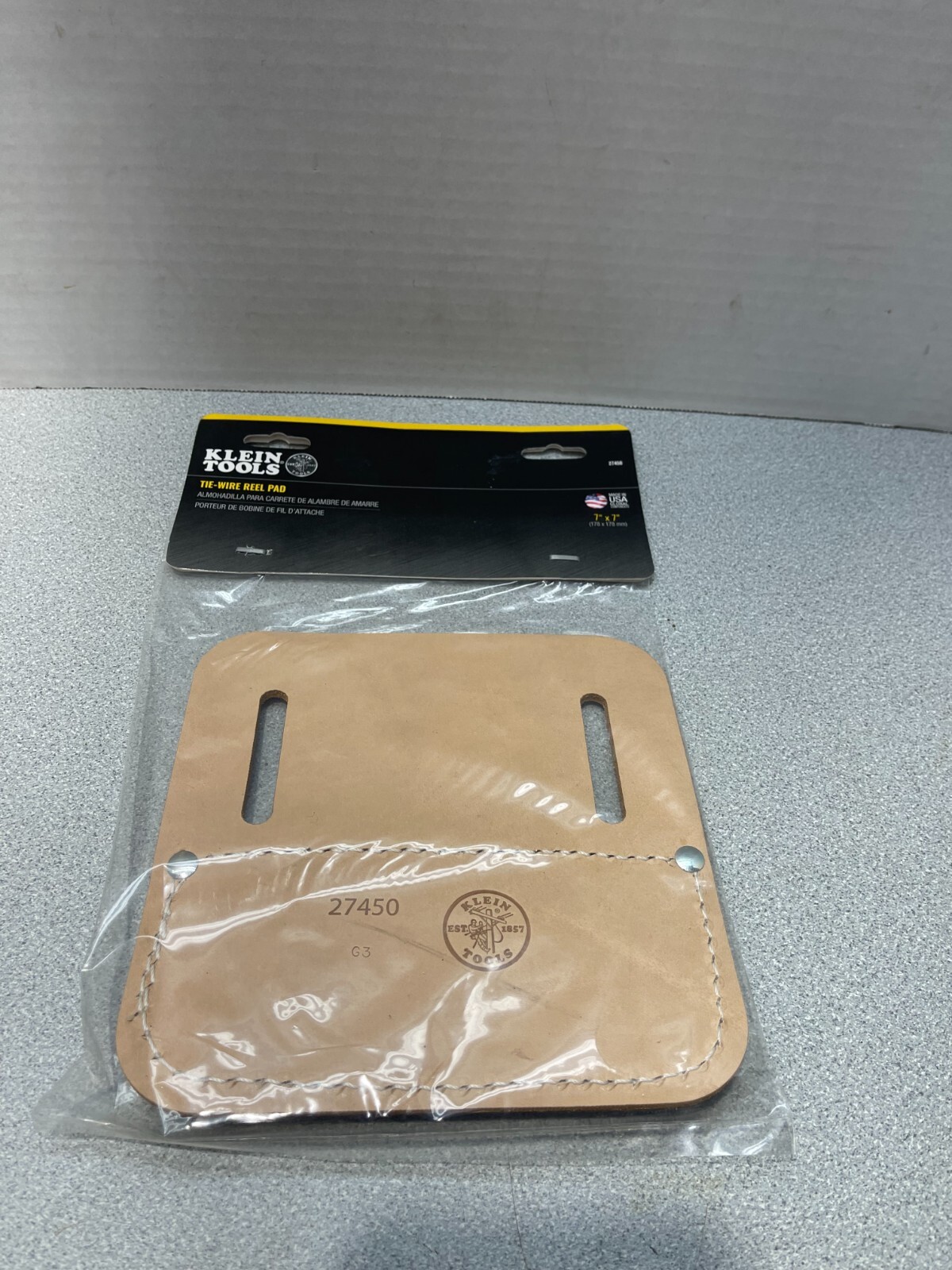 Klein 27450 3/16" Natural Leather Slotted Tie-Wire Reel Pad, 7" x 7" x 0.75"