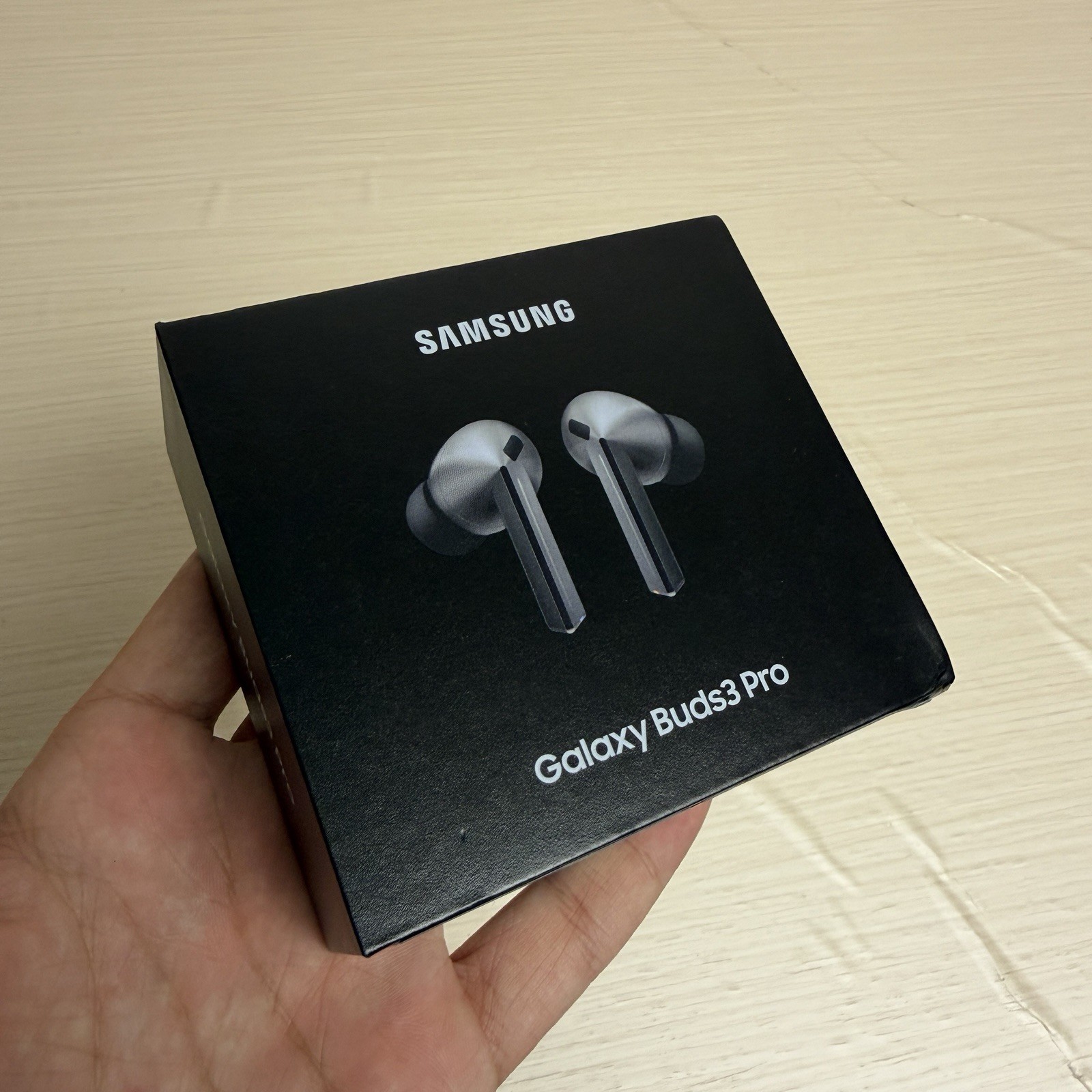 Samsung Galaxy Buds 3 Pro AI Wireless ANC Silver - Genuine OEM.