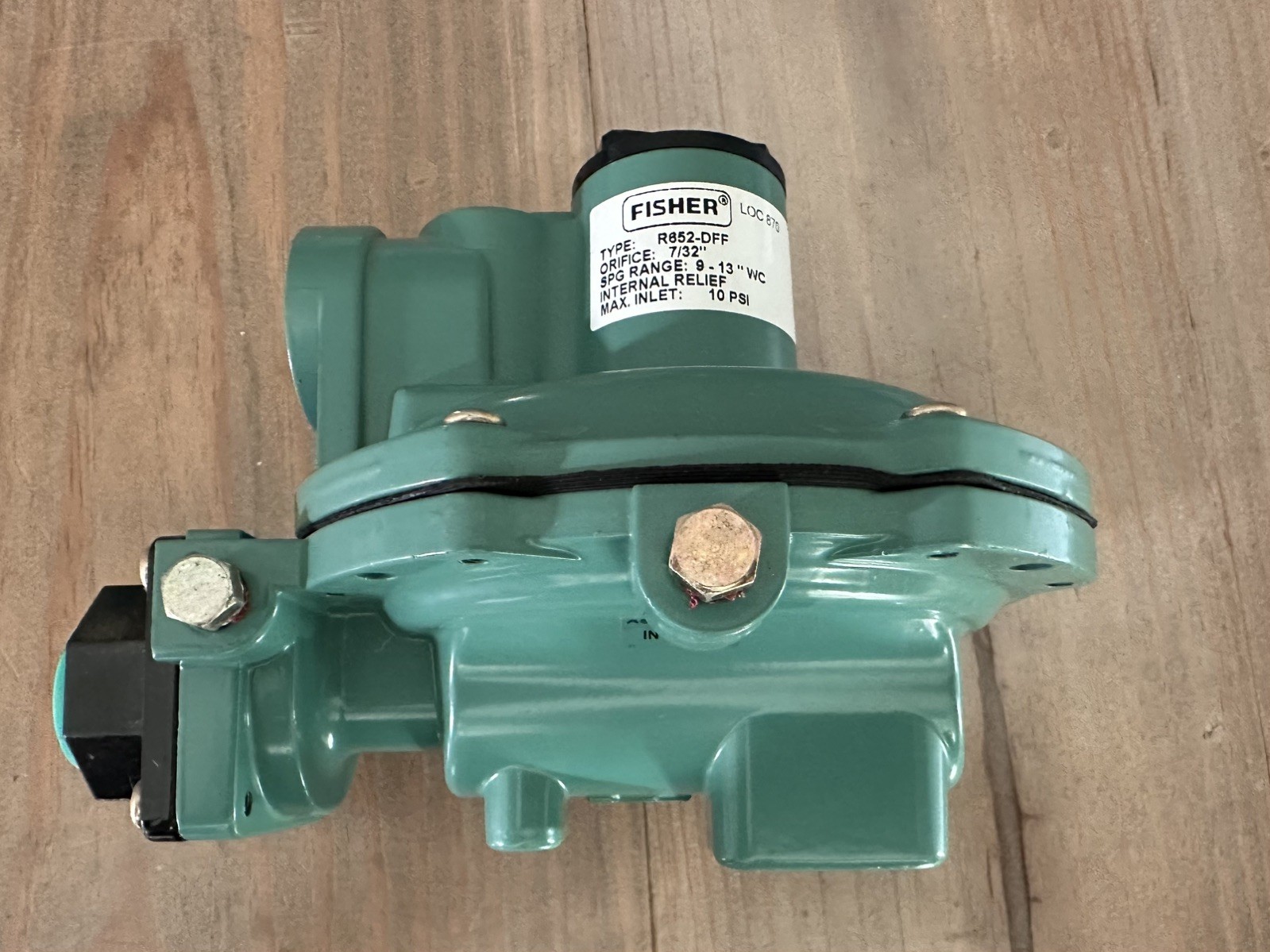 R652-DFF Second Stage Regulator, Back Mount, 3/4" X 3/4" NPT, 9"-13" W.C. Spring