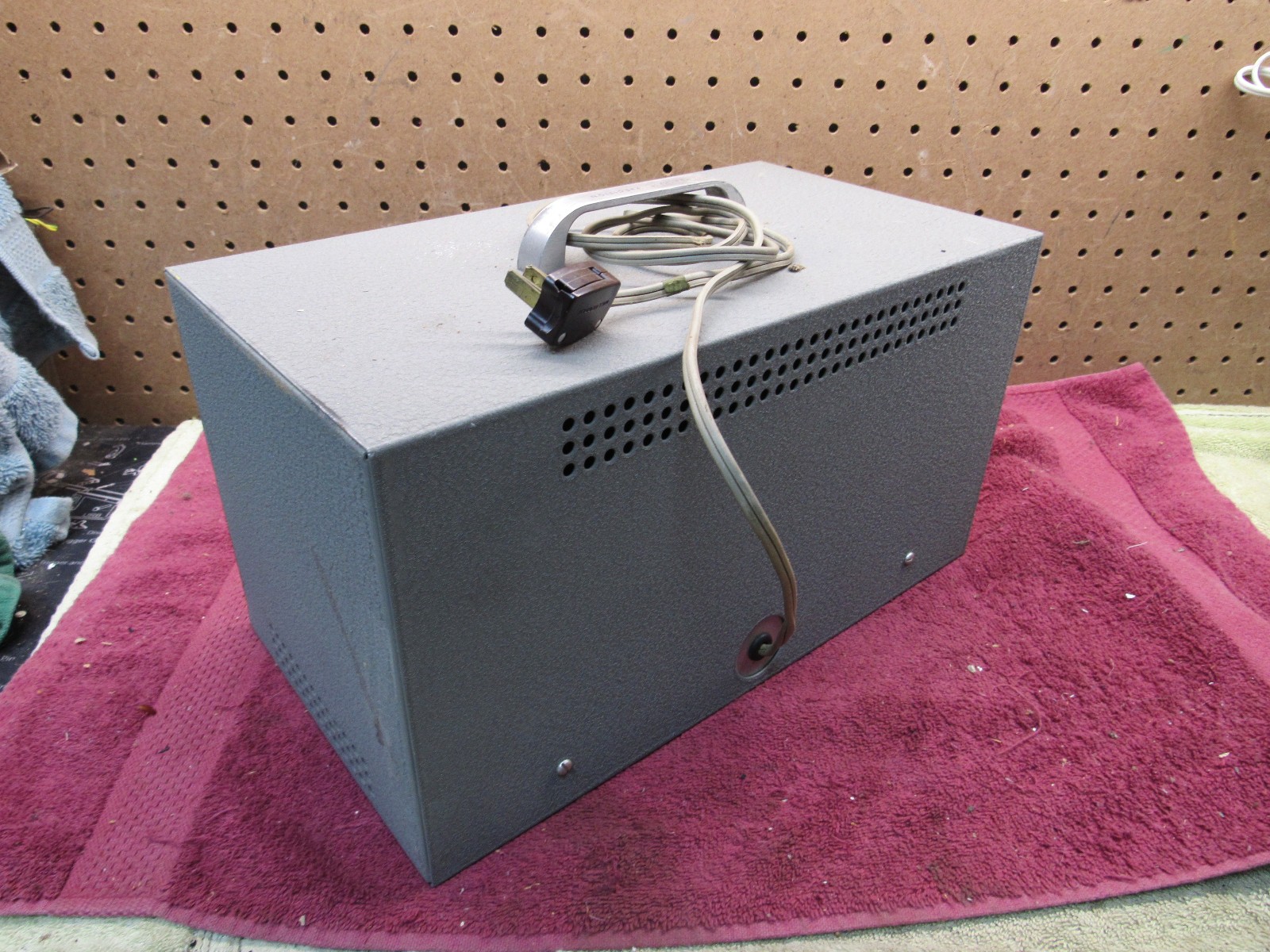 Vintage HeathKit Audio Generator Model AG-8