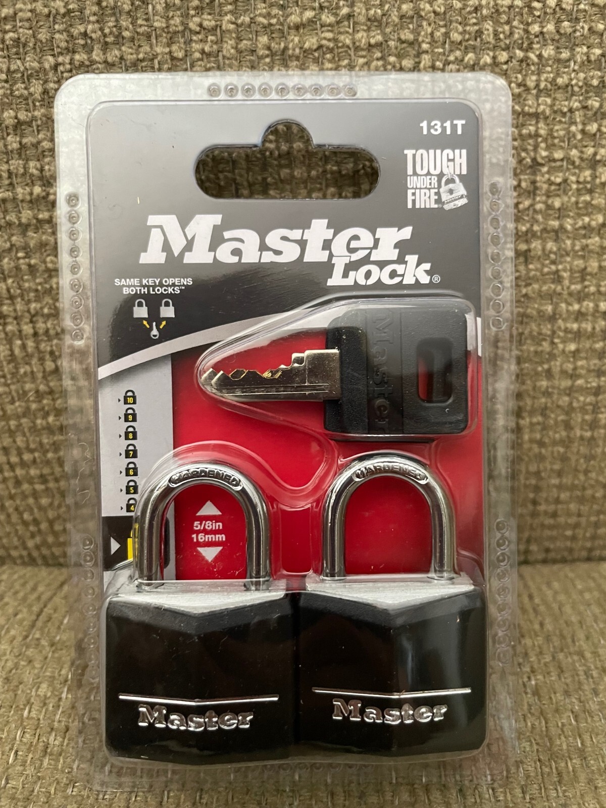 Master Lock 131T Covered Aluminum Keyed Alike Padlocks,2 Pack Black  *NEW*
