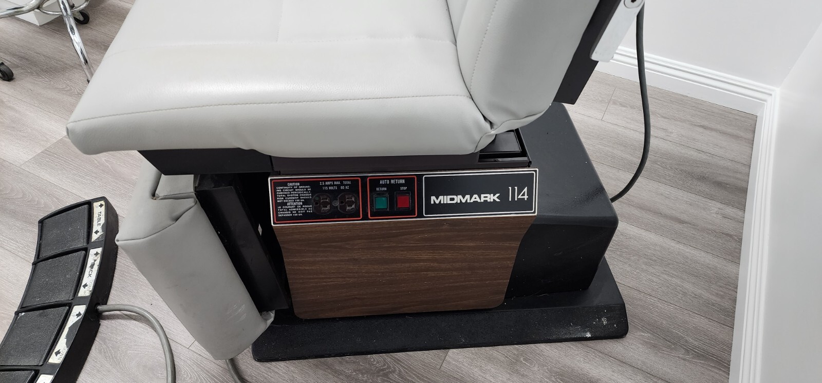 Powered Hi/Lo Examination Table