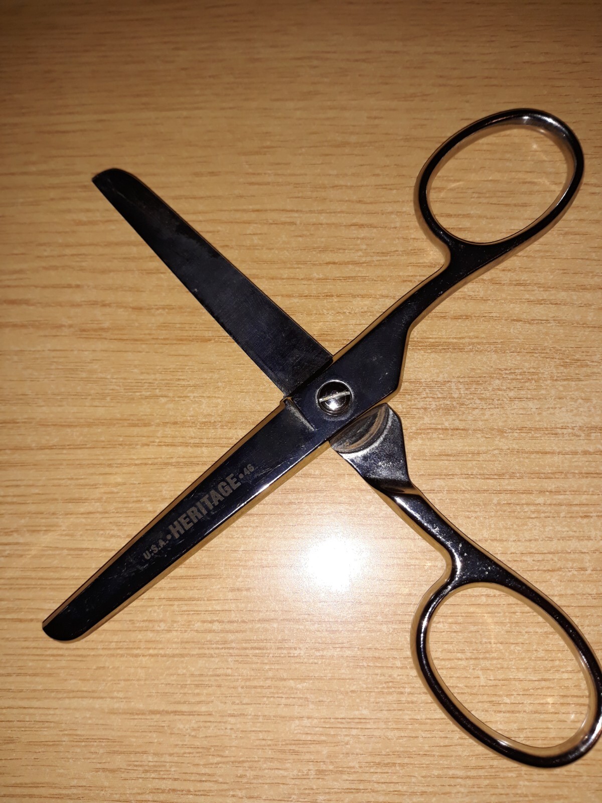 Klein Tools 446 Heritage Cutlery 6" Safety Scissors with Large Ring No. 46 SHARP