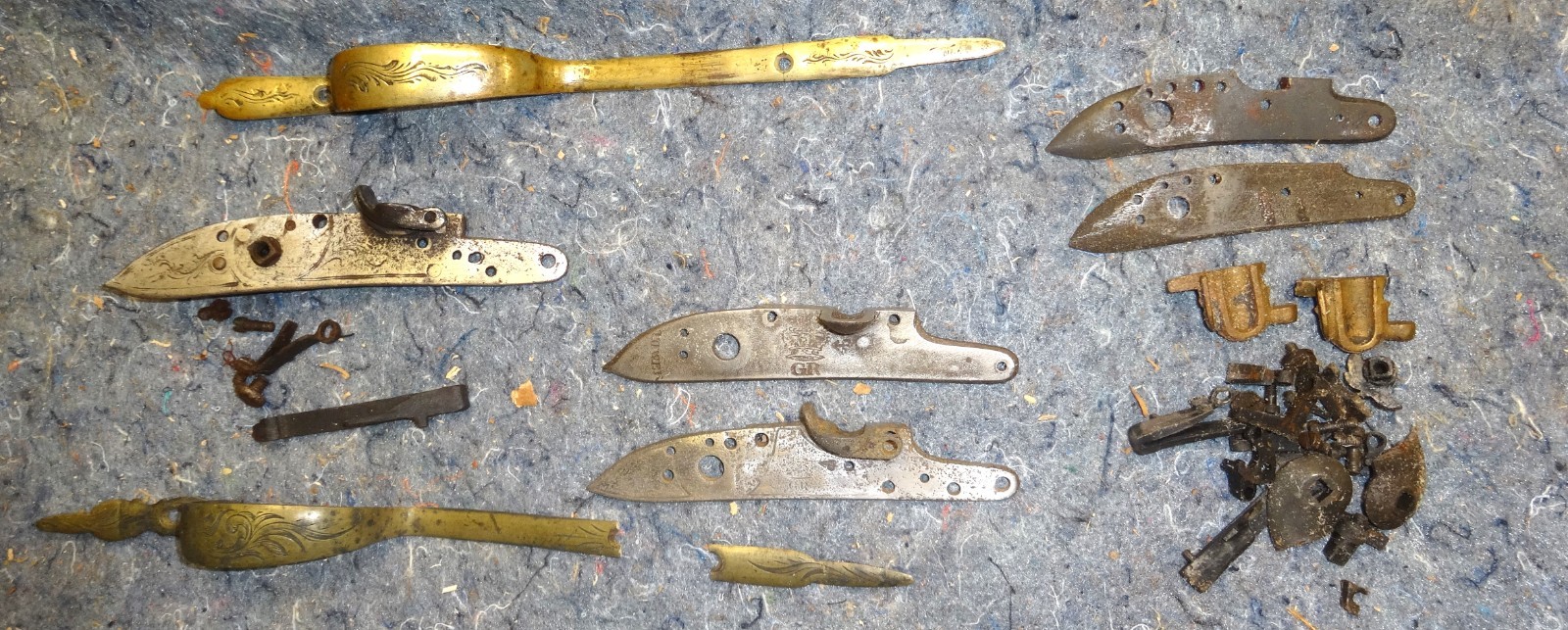 Flintlock & Percussion Locks & parts