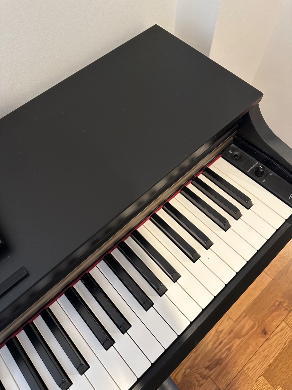 Yamaha Arius YDP 162, Walnut, excellent condition