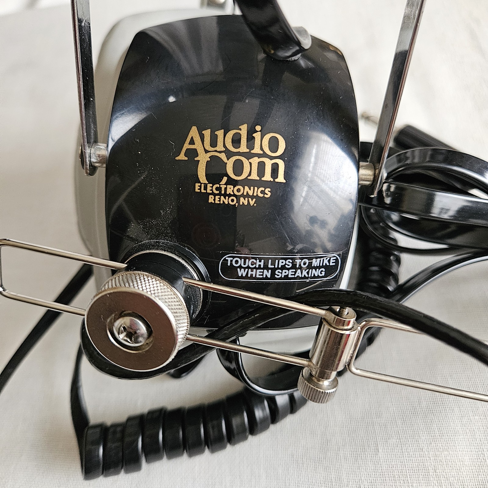 Audio Com Pilot / Co-Pilot +2 Voice Activated Intercom Headphone Headsets