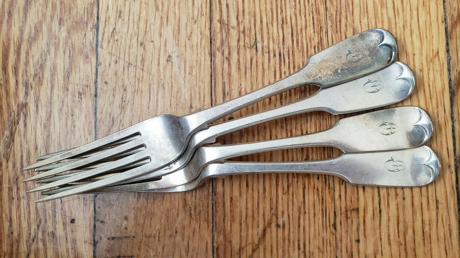 4 ANTIQUE, VINTAGE COLLECTIBLE SERVING FORKS 7", J.G. A1 SILVER PLATE - MONO