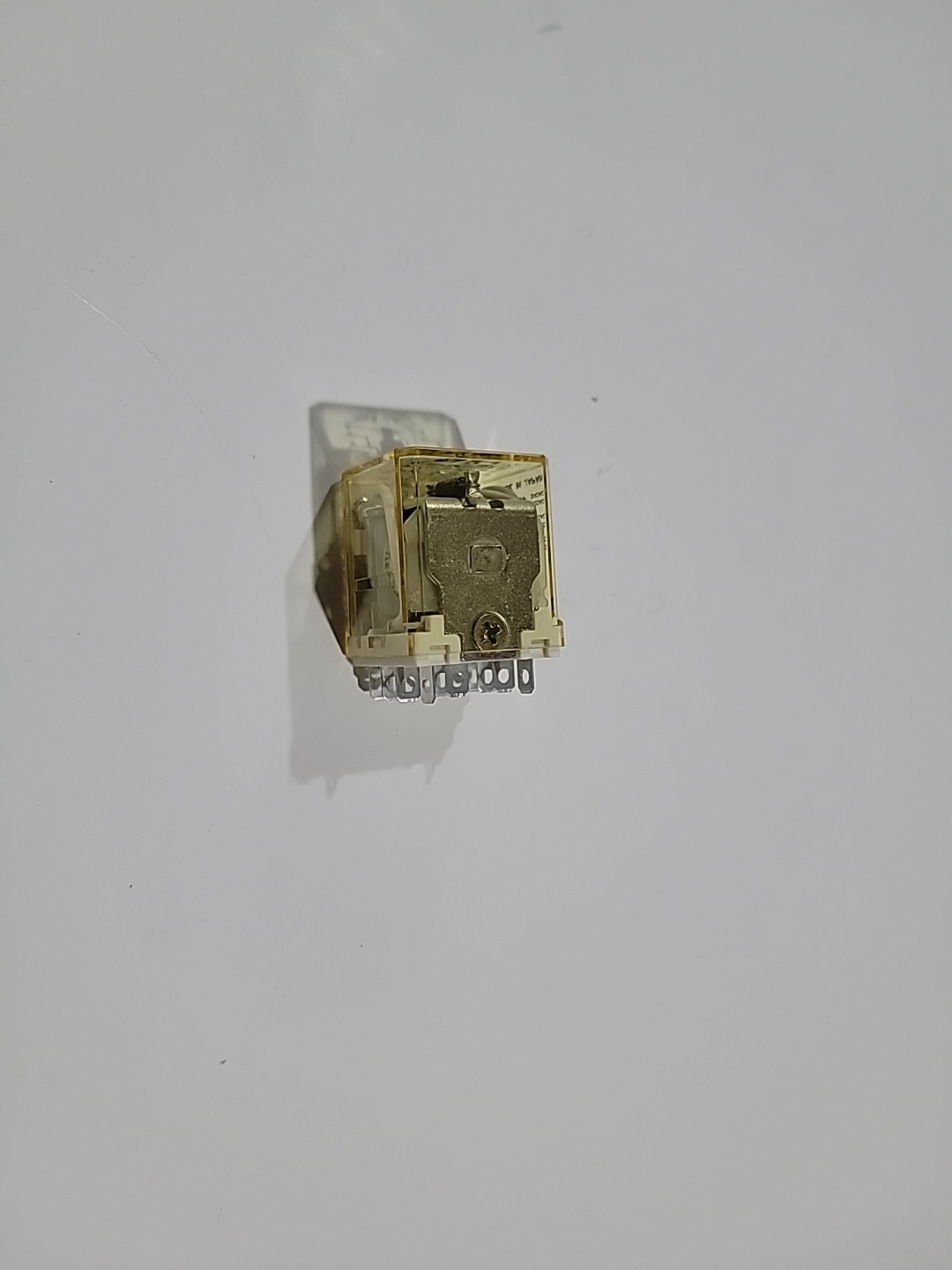 IDEC RH3B-UDC12V / RH3BUDC12V (BRAND NEW)