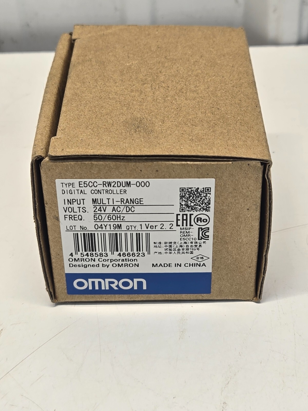 Omron E5CC-RW2DUM-000 Multi-range Digital Temperature Controller NEW N BOX c1-71