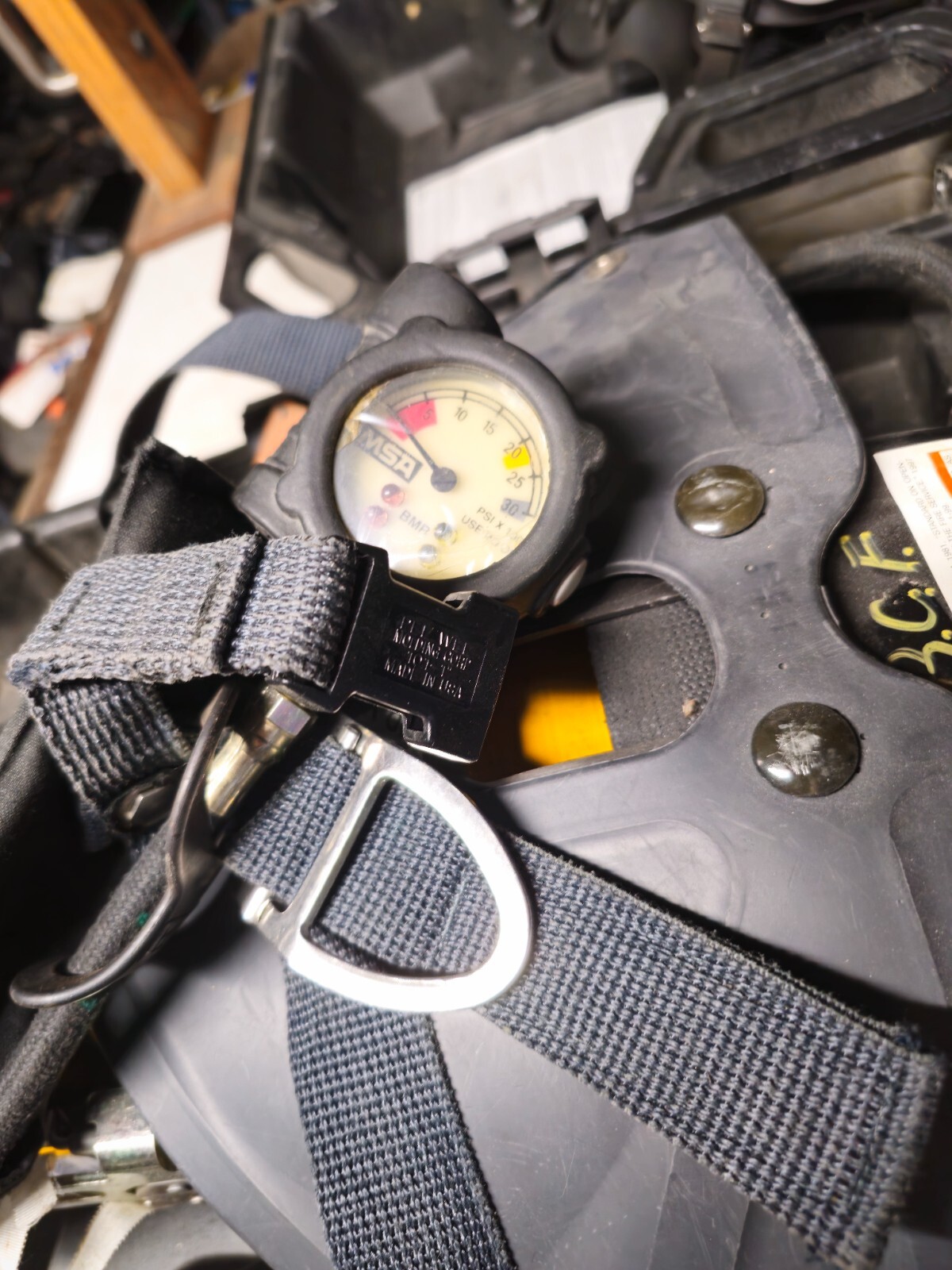 MSA Ultralite II Air Mask Pressure Demand oxygen system w/ broken case