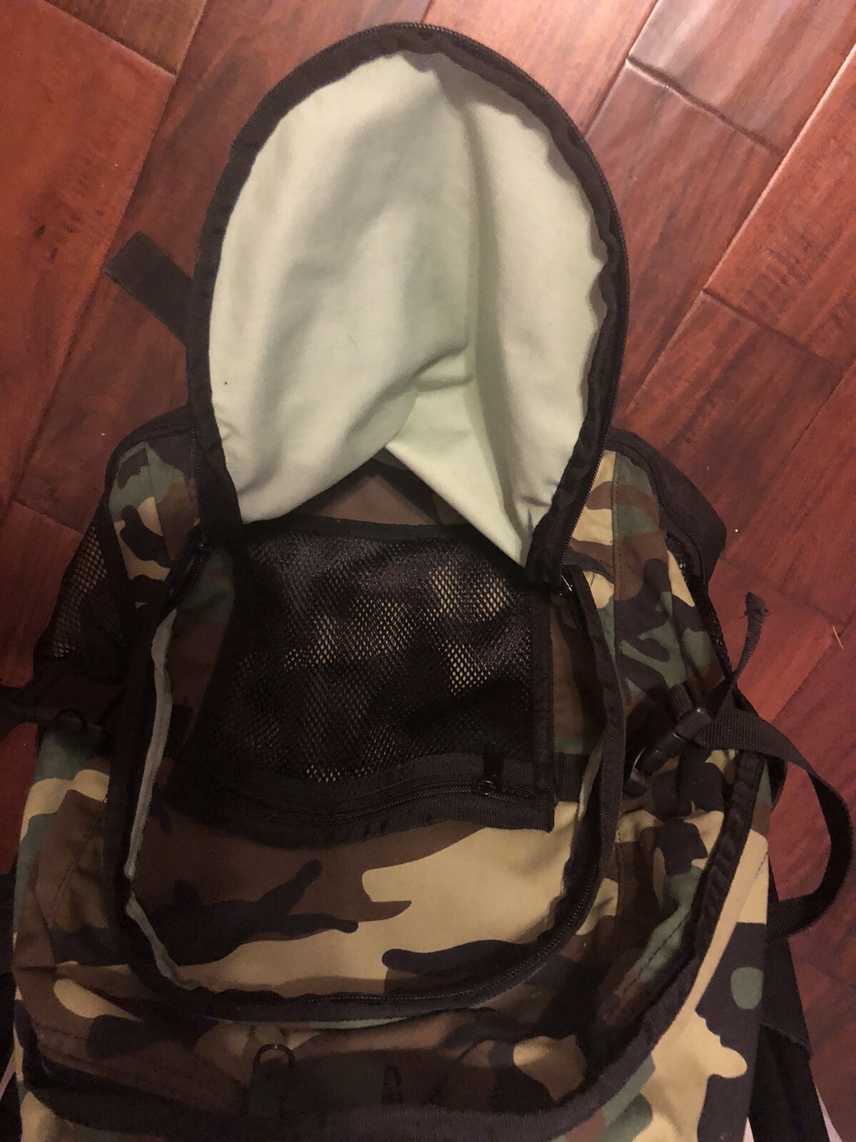 Wilson & Miller Camo backpack with stool
