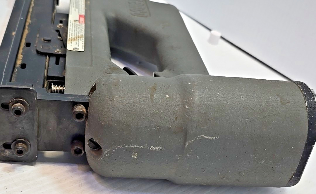 Senco SC1 Senclamp Air Stapler