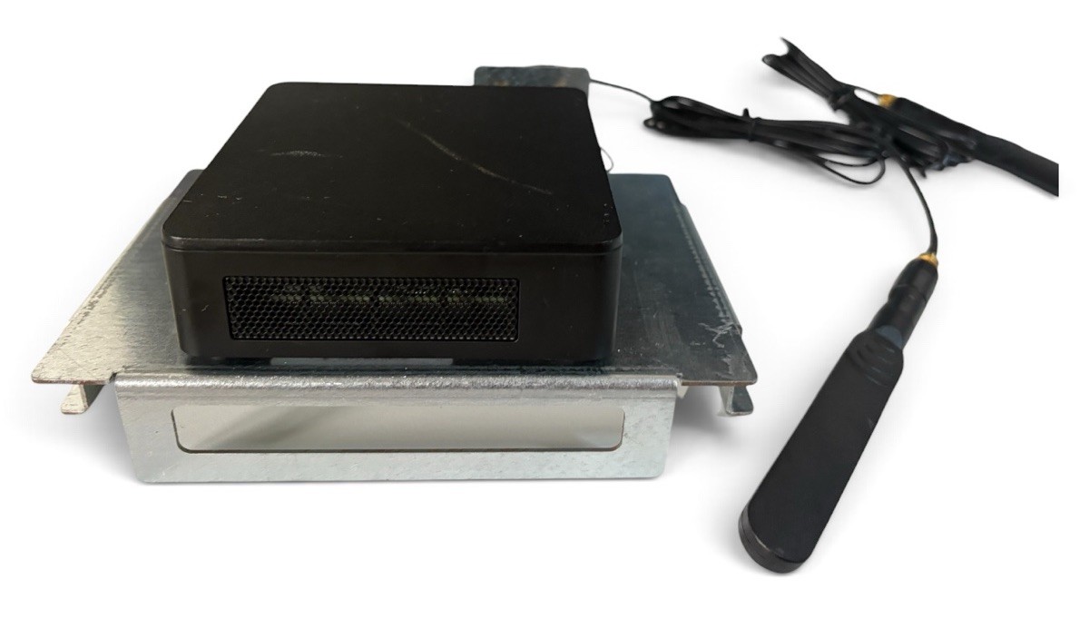Asus NUC 13 Pro NUC13ANK Mini PC Barebone System (No AC Adapter)