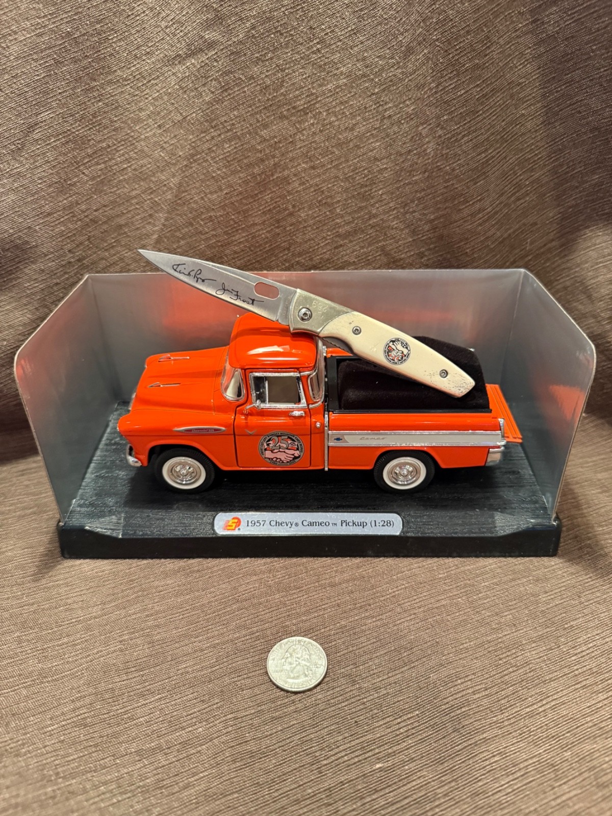 Frost Cutlery SMKW 25th Anniv Set Comanchero Knife Sunnyside 1957 Chevy 1:28