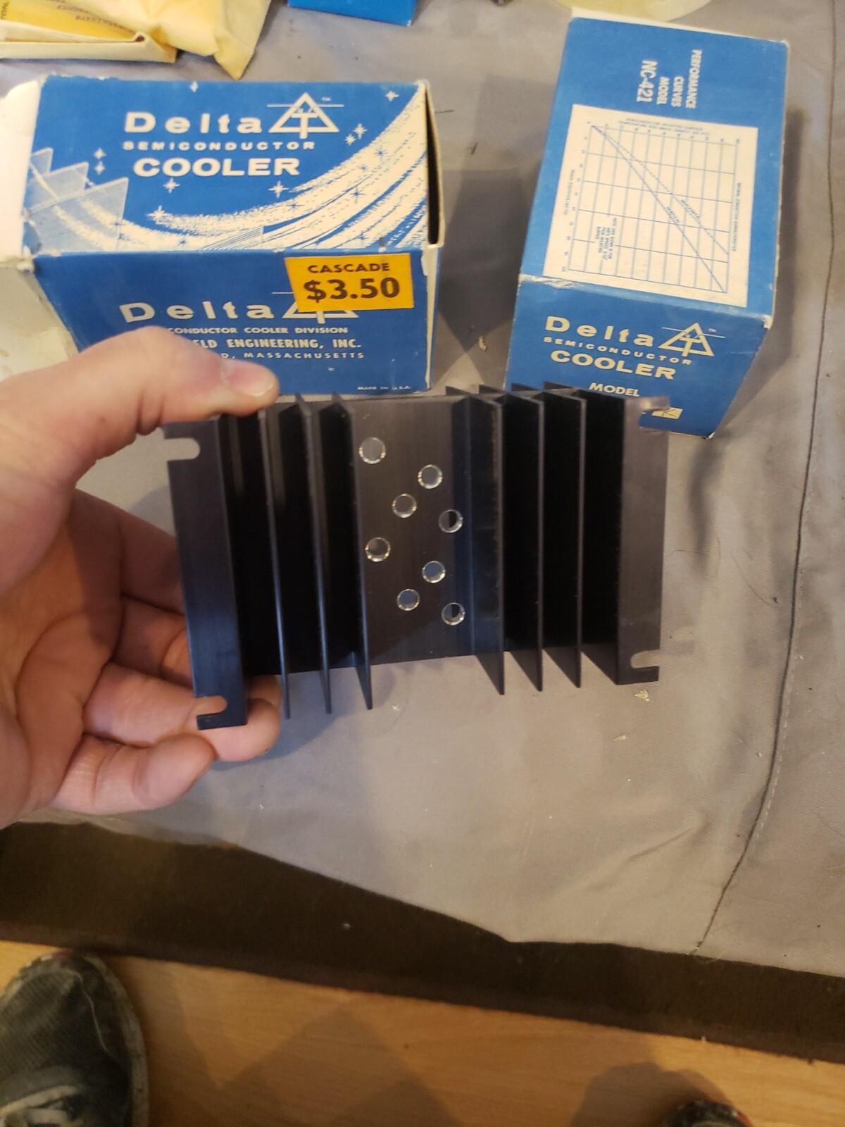 2-Delta NC-421 semiconductor cooler, new open box