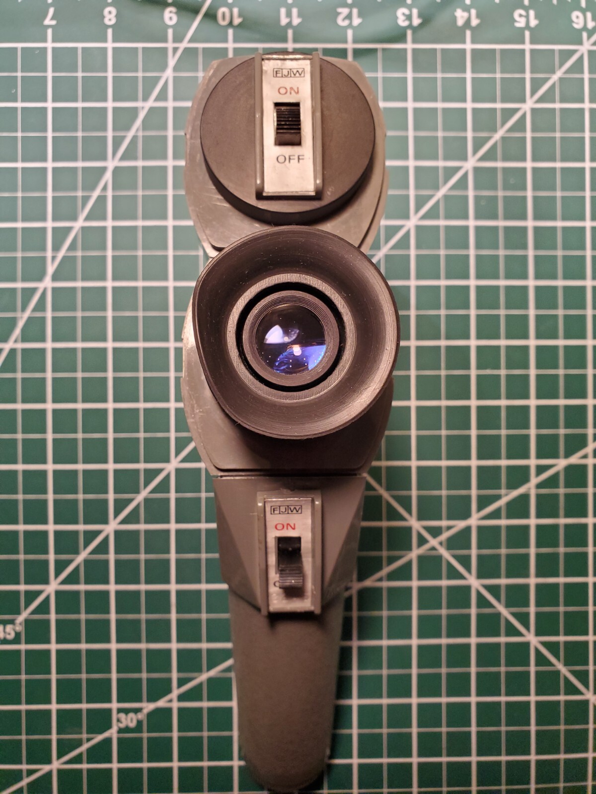 FJW Find-R-Scope with illumination attachment