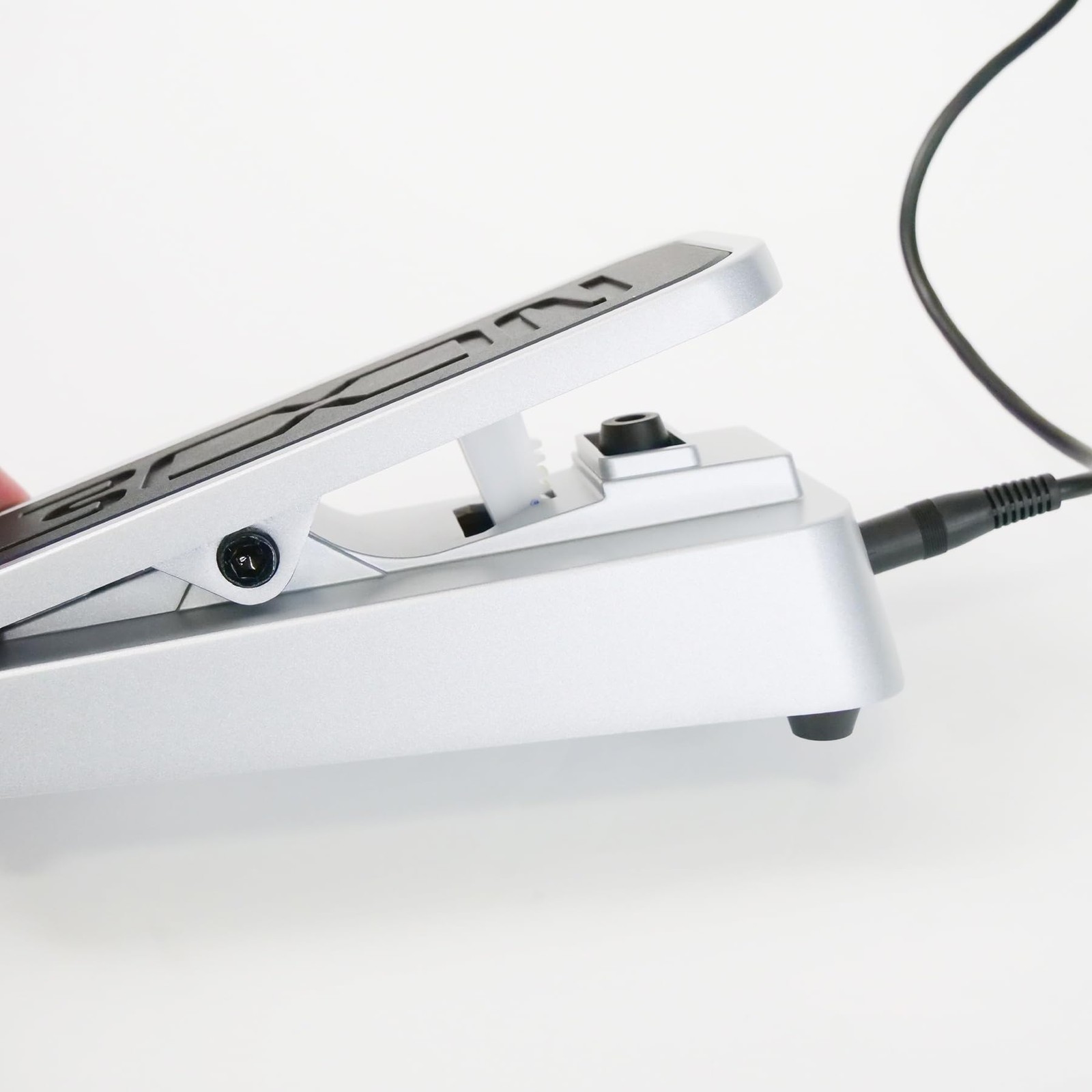 ZOOM FP02M Metal Expression Pedal Volume Wah Pitch Control