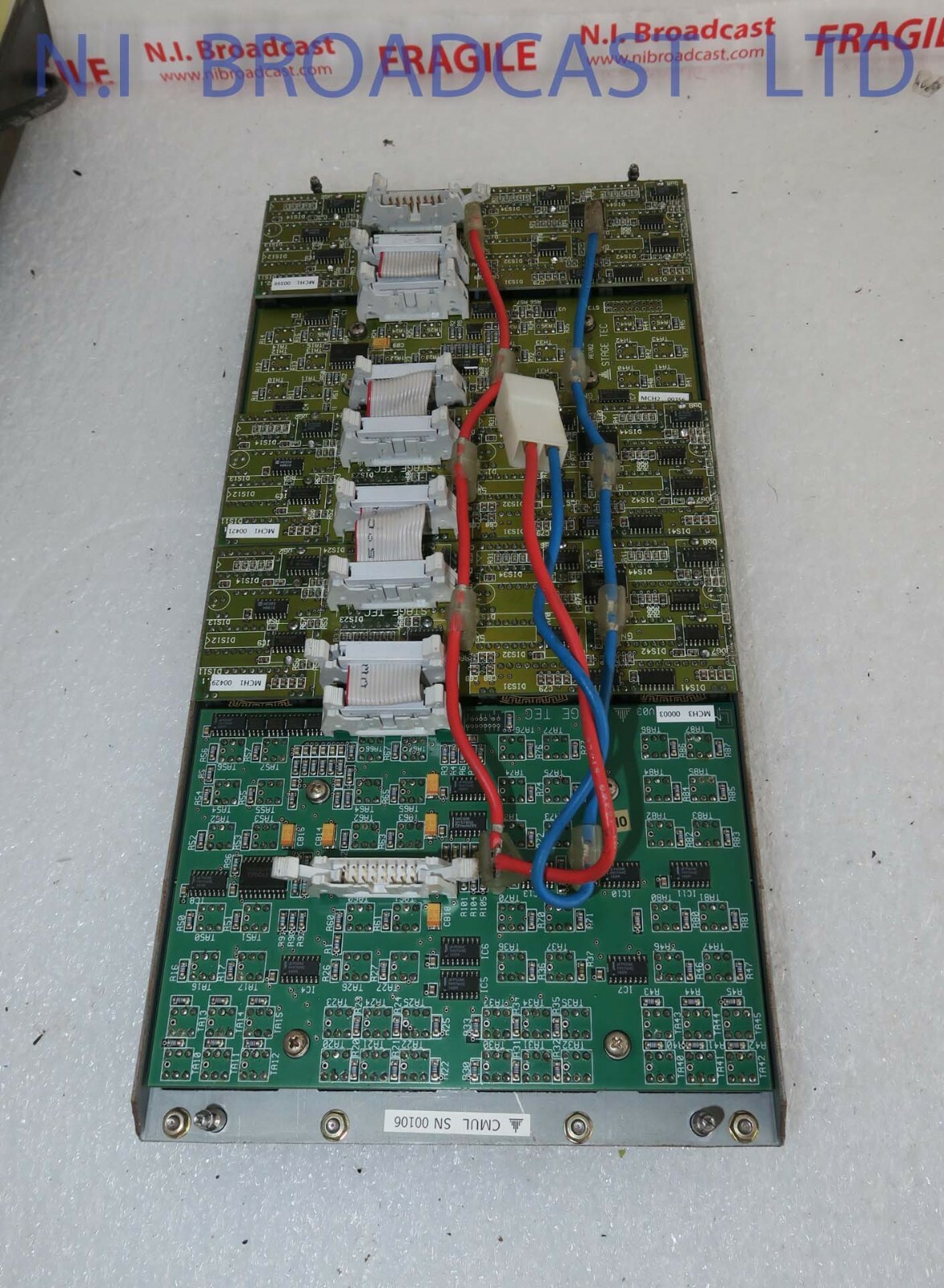 1x  Stagetec Cantussound mixer compressor / limiter section