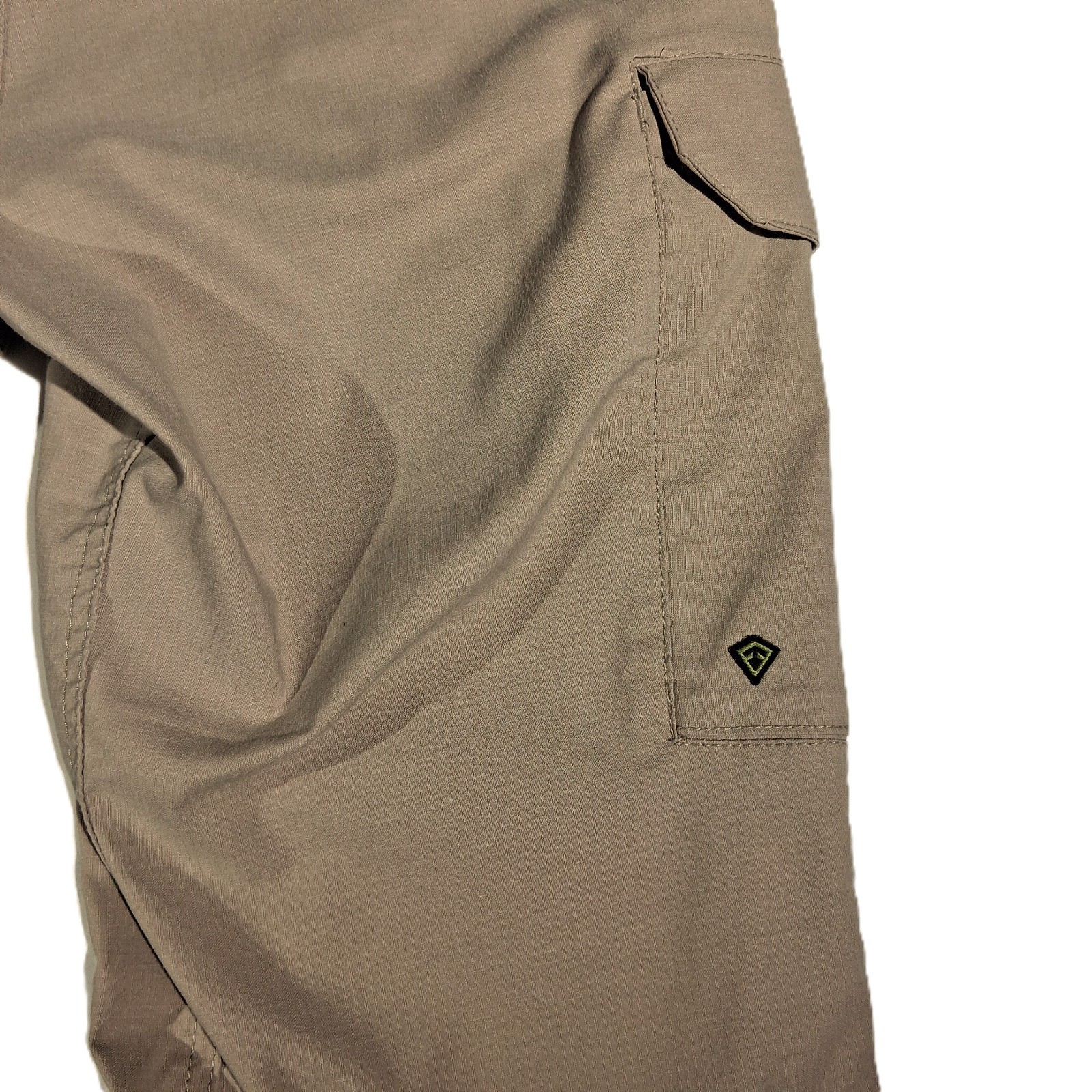 FIRST TACTICAL PANTS wms 8 Tall Defender-124002 Tan Pockets Double Knee EUC