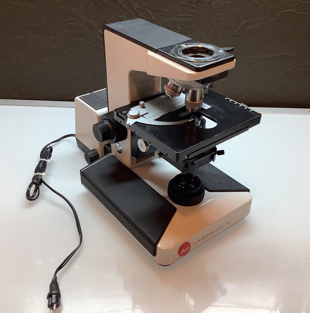 Dual Leitz LabroLux S Microscope w/ Microscopes Bridge And Spare Bino Head