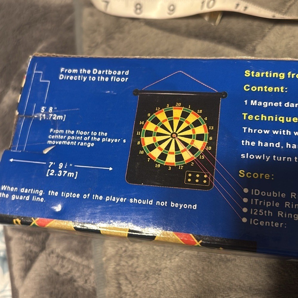 Lanai 2 Sided Magnet Dartboard with 12 Darts