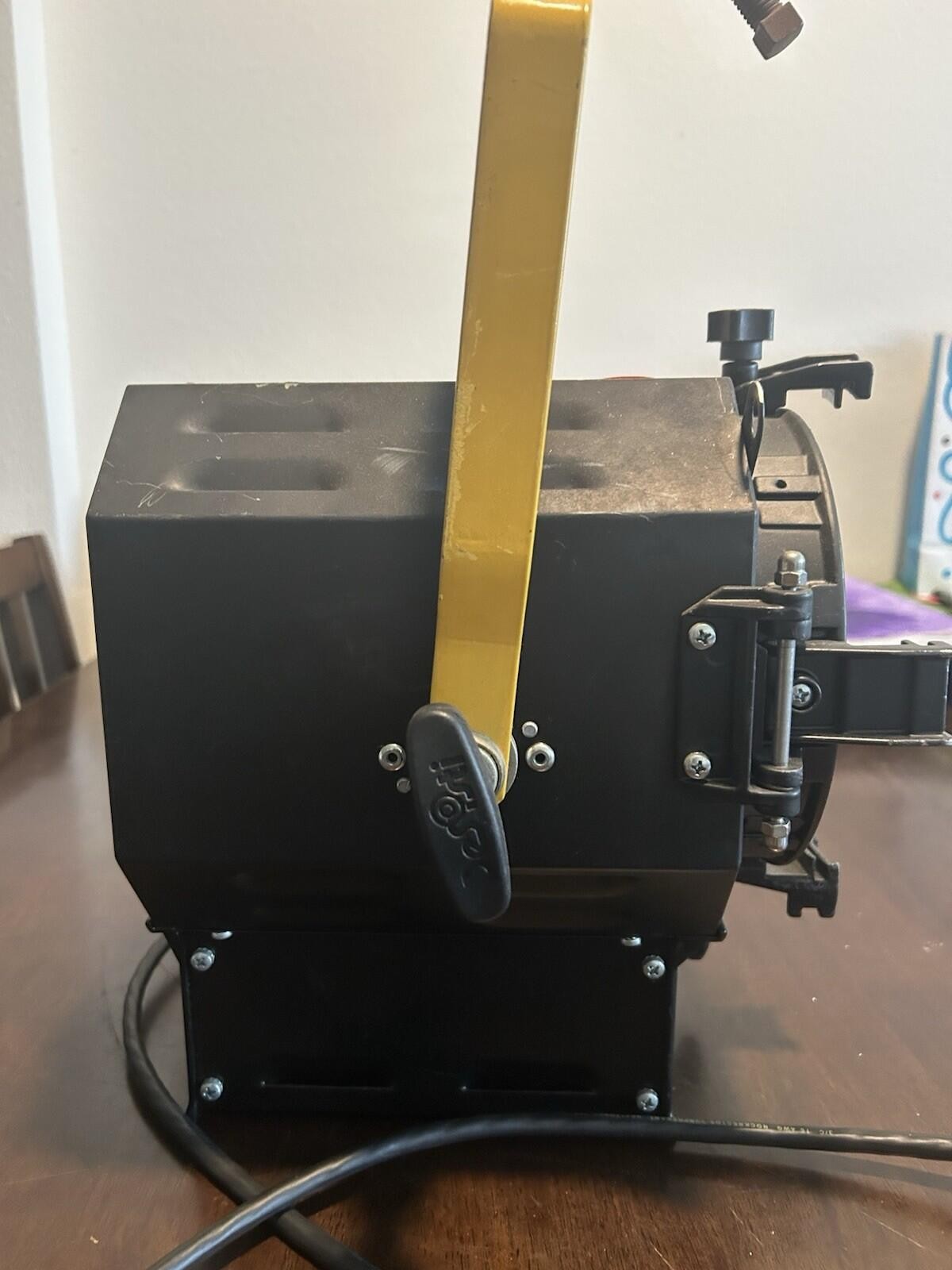DeSisti Leonardo 1000W Fresnel Mod. 310/311 - Continuous Studio Lighting Tested