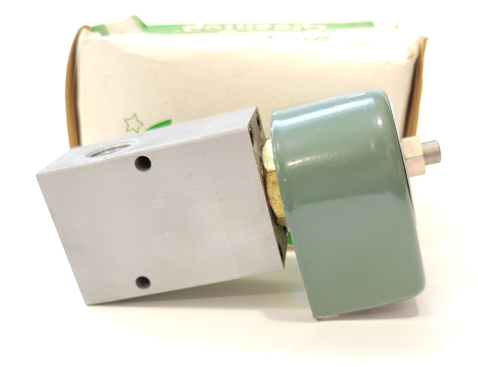 Snap-Tite Jefferson 6351 LA3G Solenoid Valve 120V AC 11W 3/8" Female NPT 150 PSI